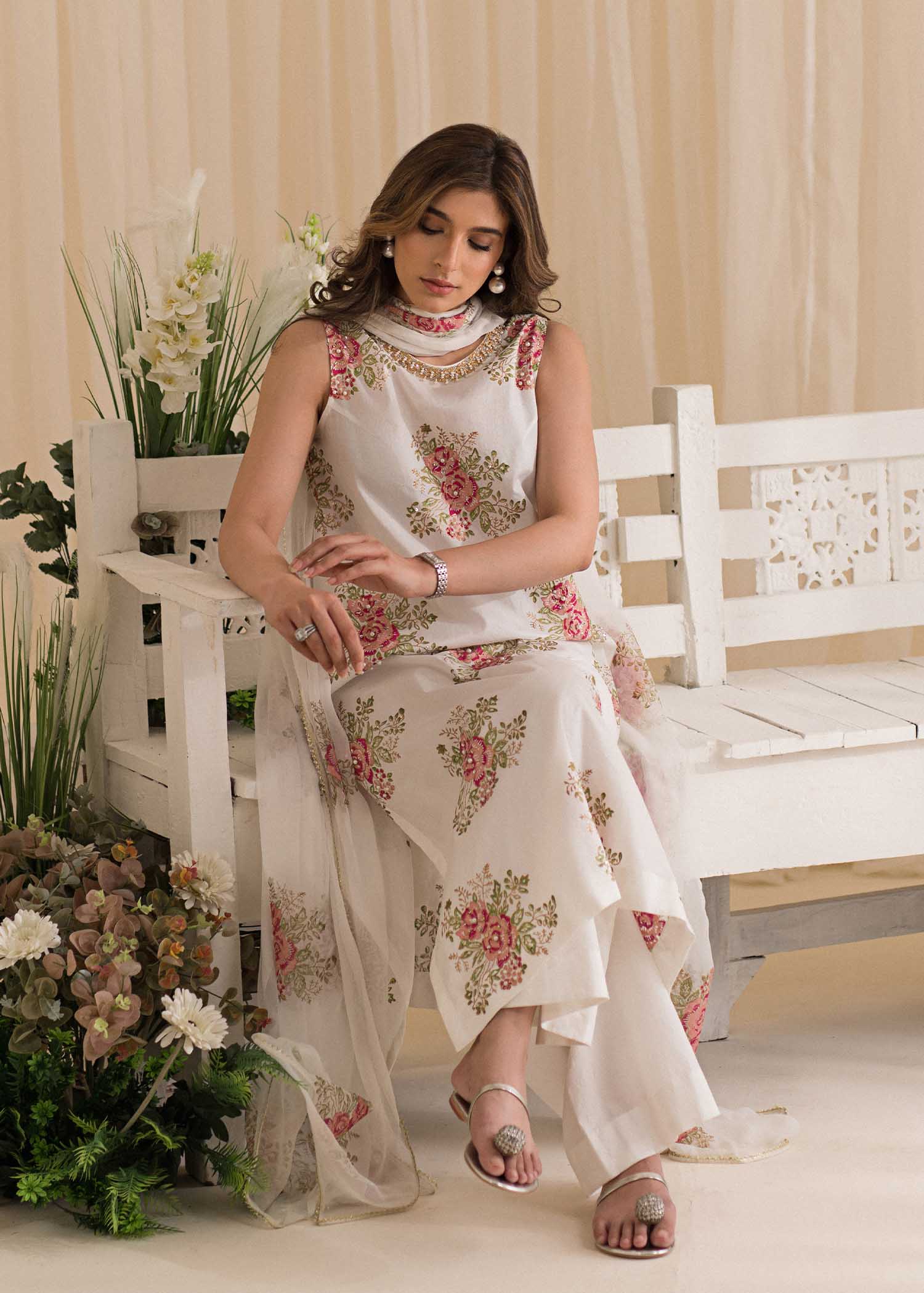Sadaf Fawad Khan | Lyla Festive Pret | Tea Rose - Aqsa Fabrics
