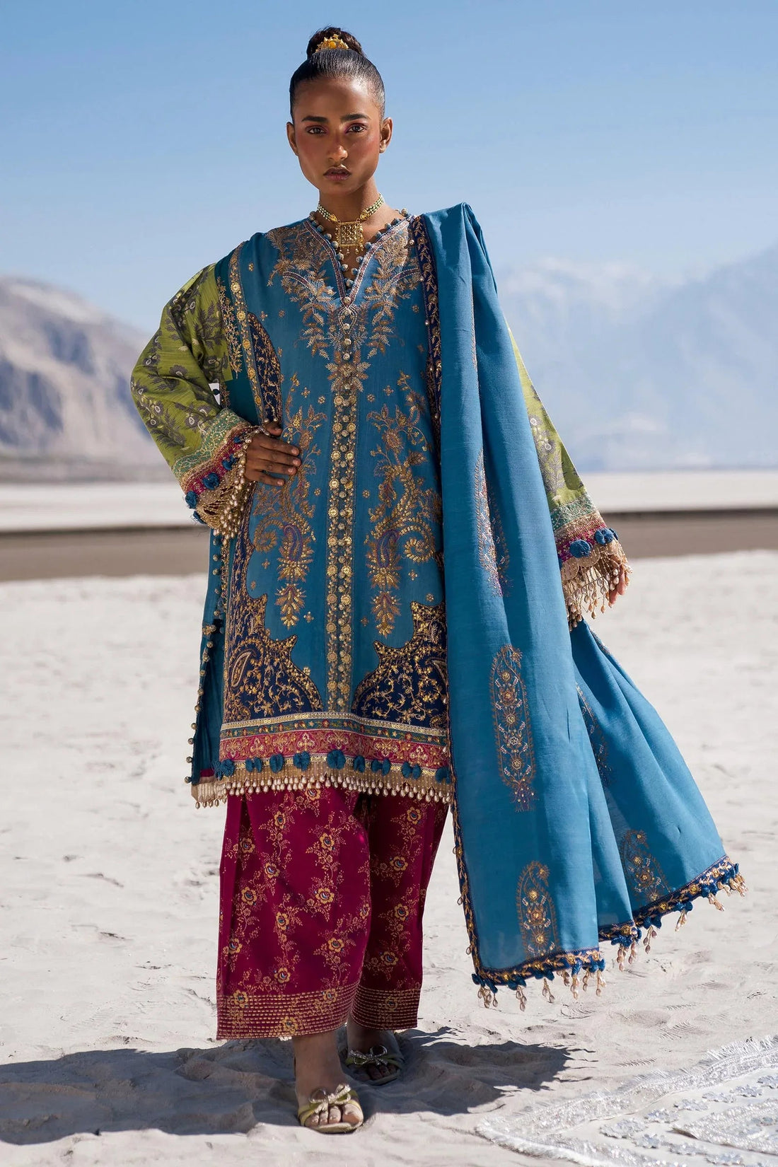 Sana Safinaz | Winter Shawl 24 | S241-002B-3CP - Aqsa Fabrics