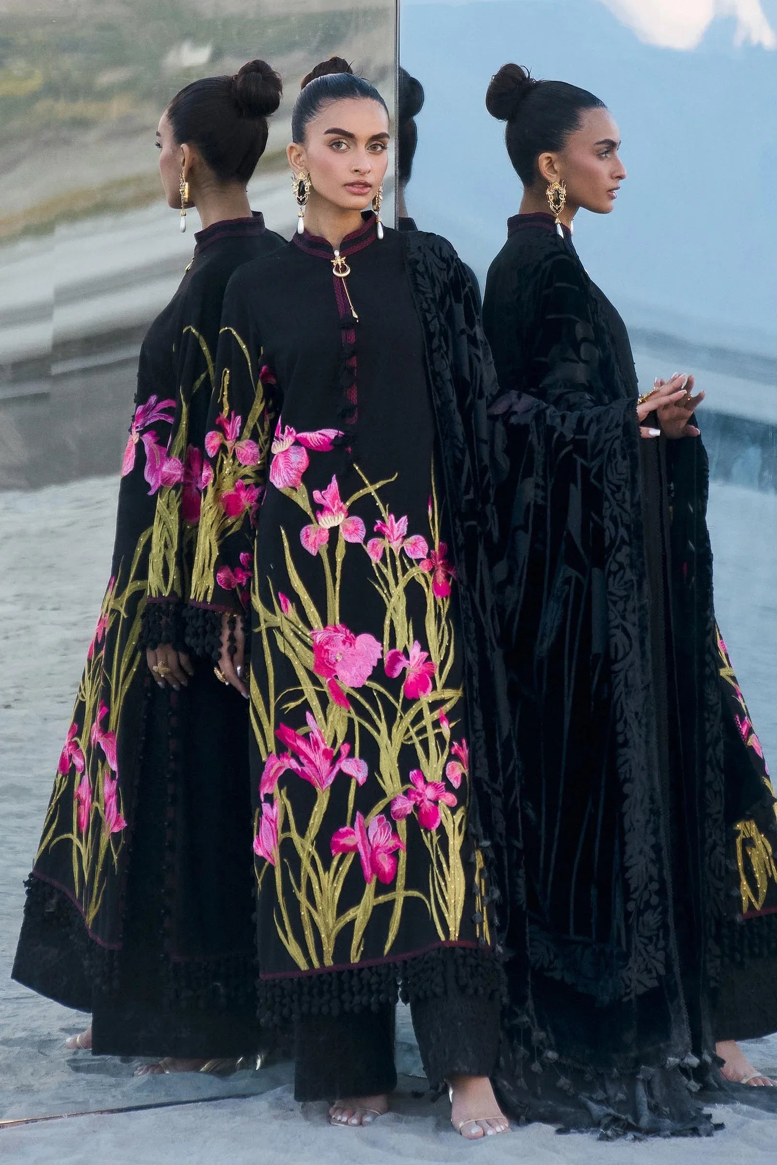 Sana Safinaz | Winter Shawl 24 | S241-003A-3CP - Aqsa Fabrics