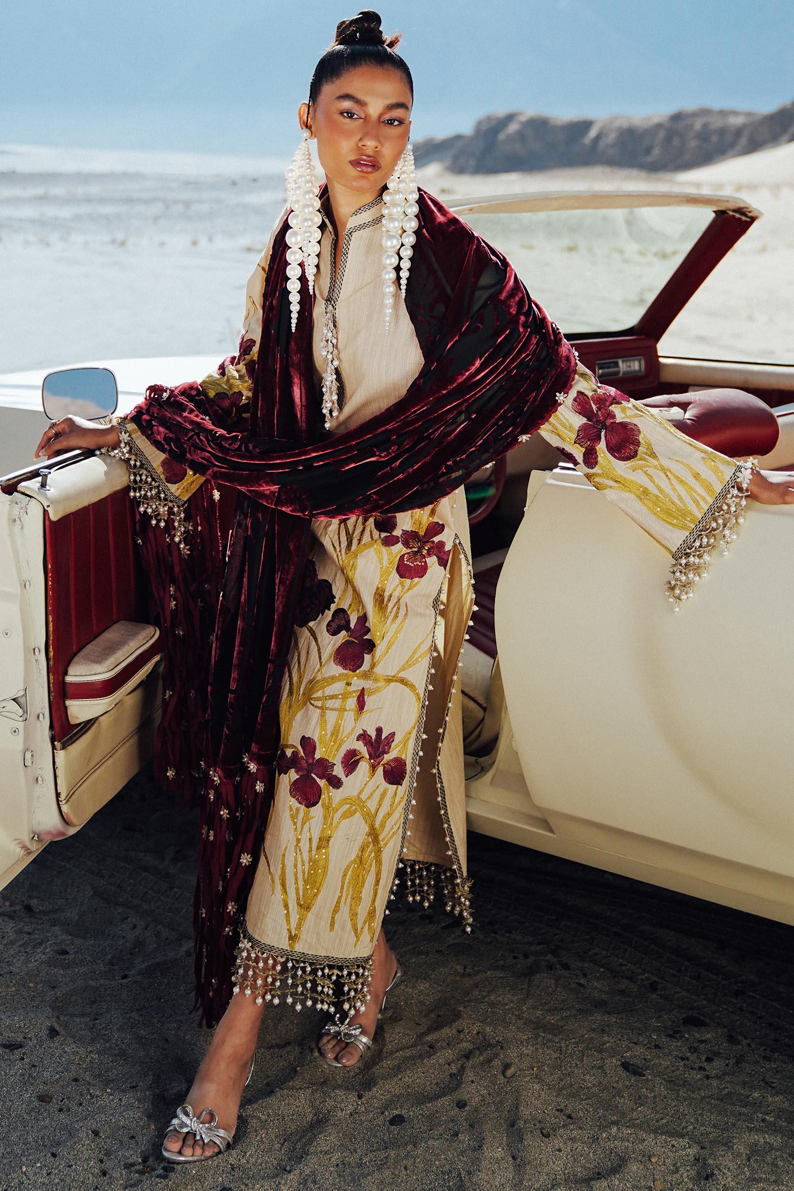 Sana Safinaz | Winter Shawl 24 | S241-003B-3CP - Aqsa Fabrics
