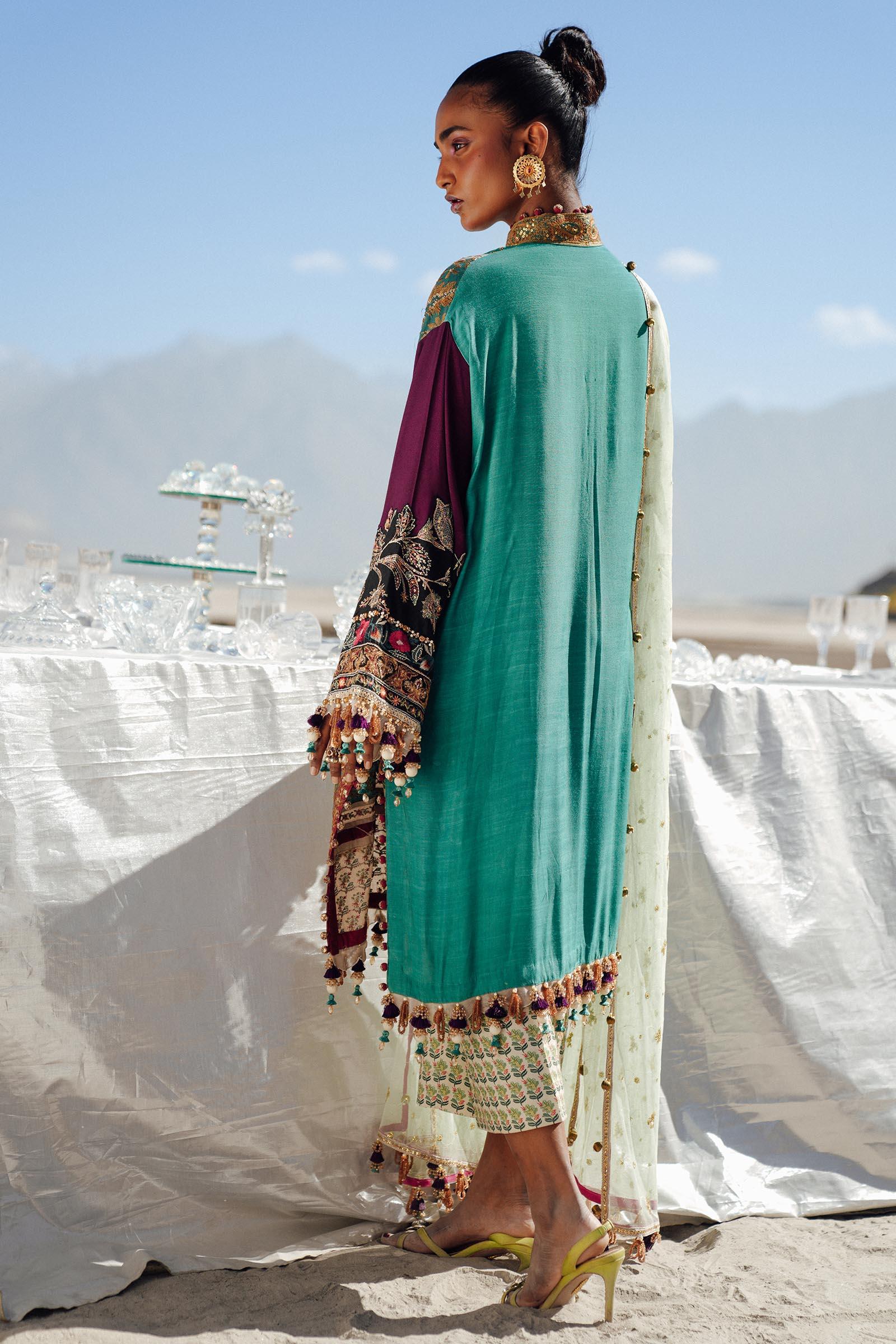Sana Safinaz | Winter Shawl 24 | S241-004A-3CP - Aqsa Fabrics