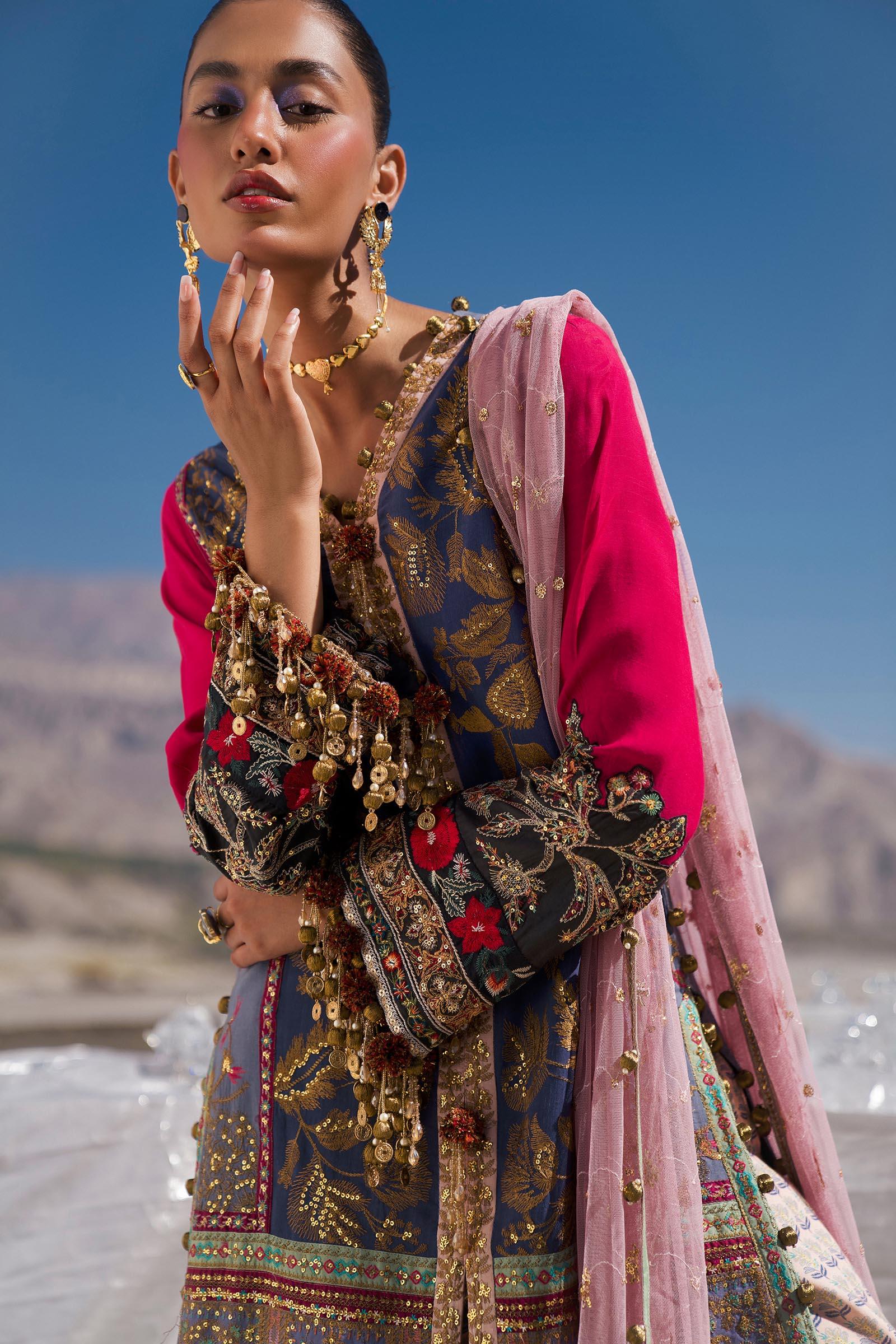 Sana Safinaz | Winter Shawl 24 | S241-004B-3CP - Aqsa Fabrics