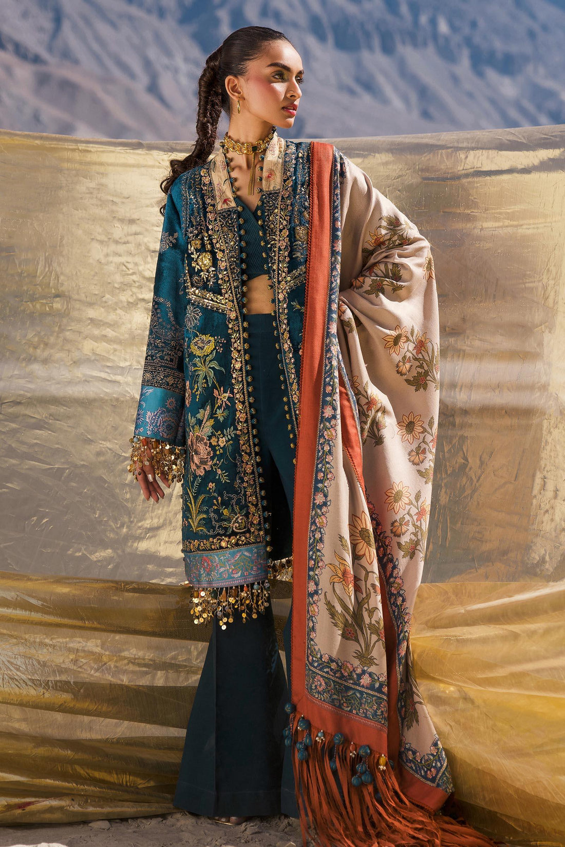 Sana Safinaz | Winter Shawl 24 | Velvet V241-003-3CP - Aqsa Fabrics