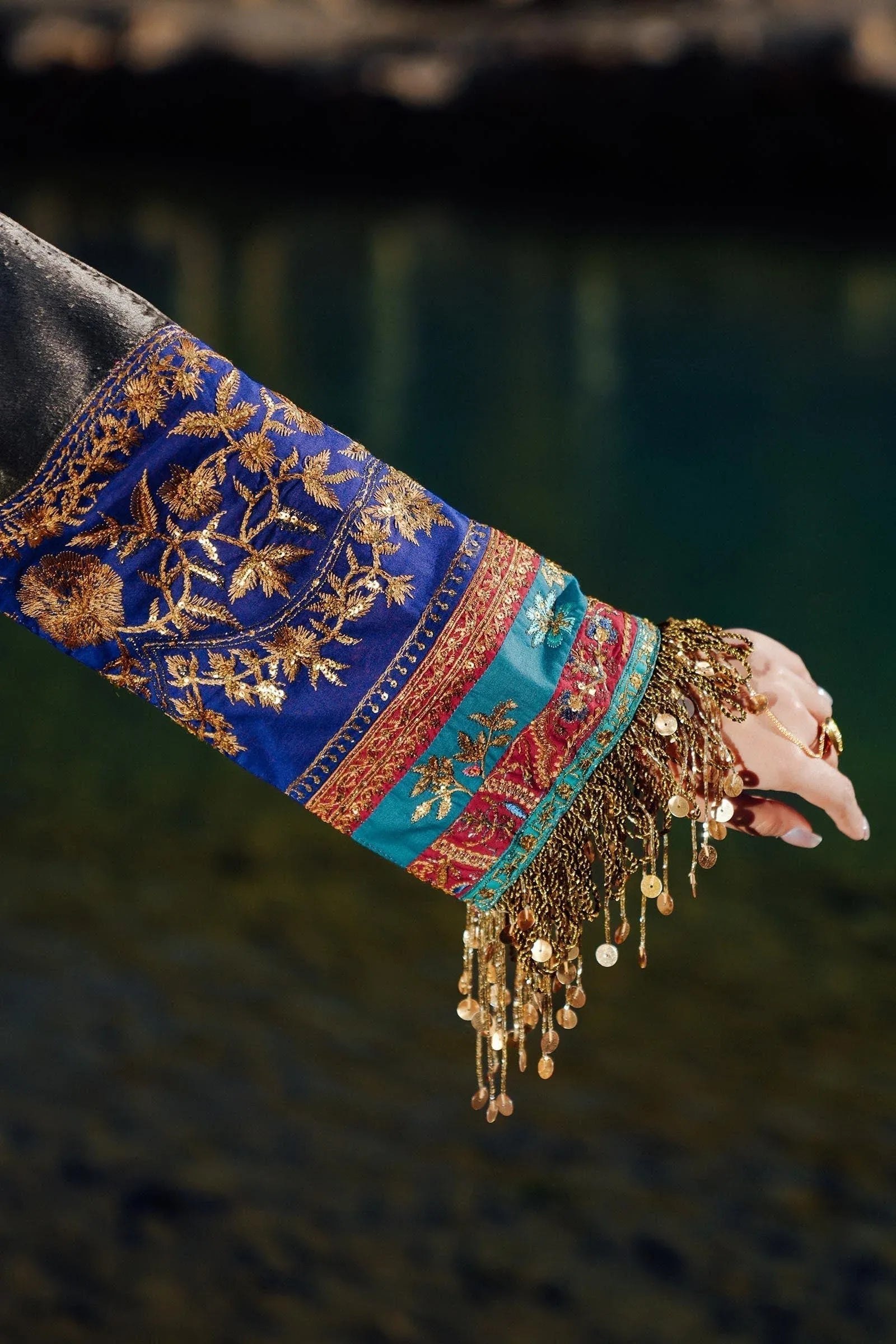 Sana Safinaz | Winter Shawl 24 | Velvet V241-004-3CP - Aqsa Fabrics