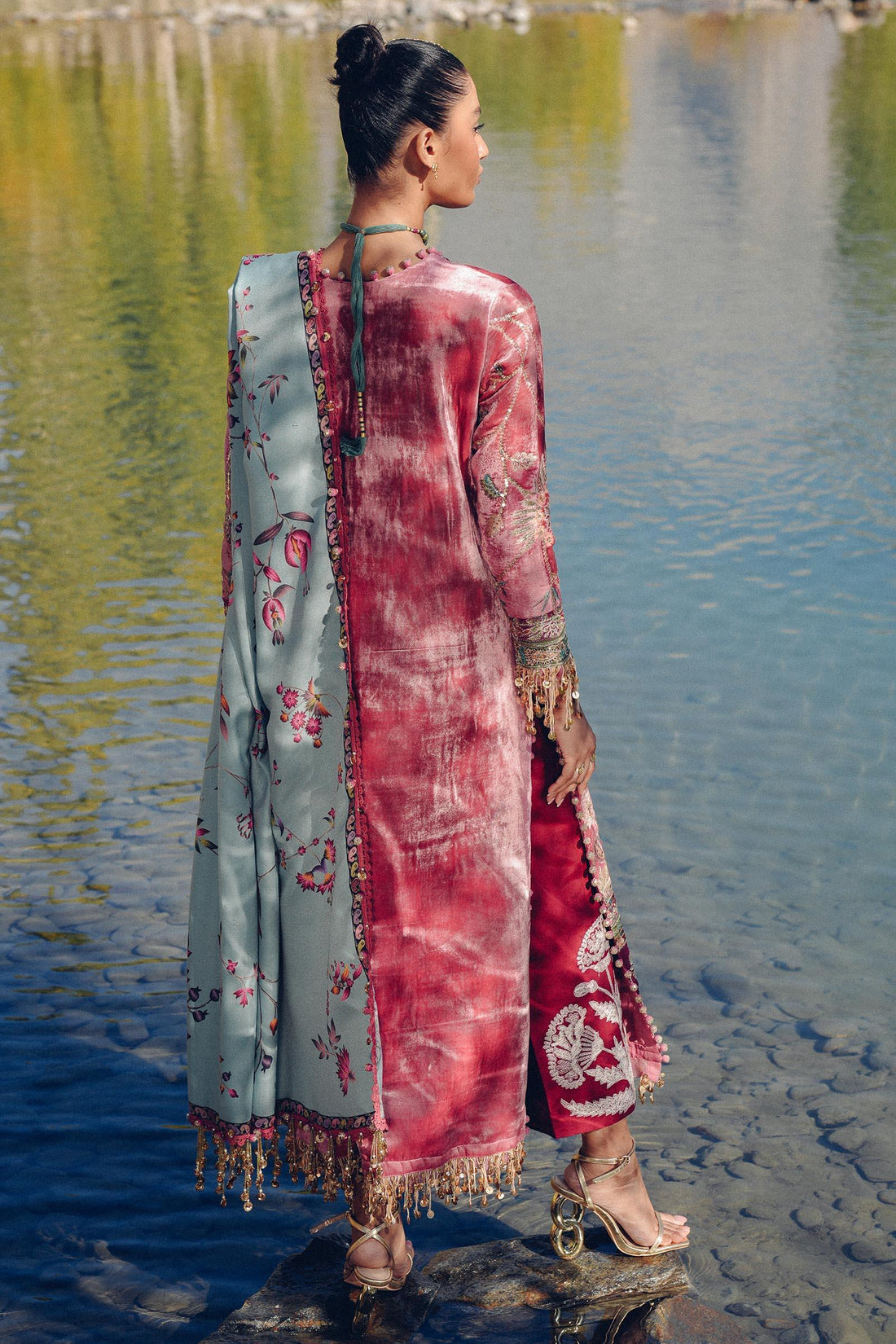 Sana Safinaz | Winter Shawl 24 | Velvet V241-005-3CP - Aqsa Fabrics
