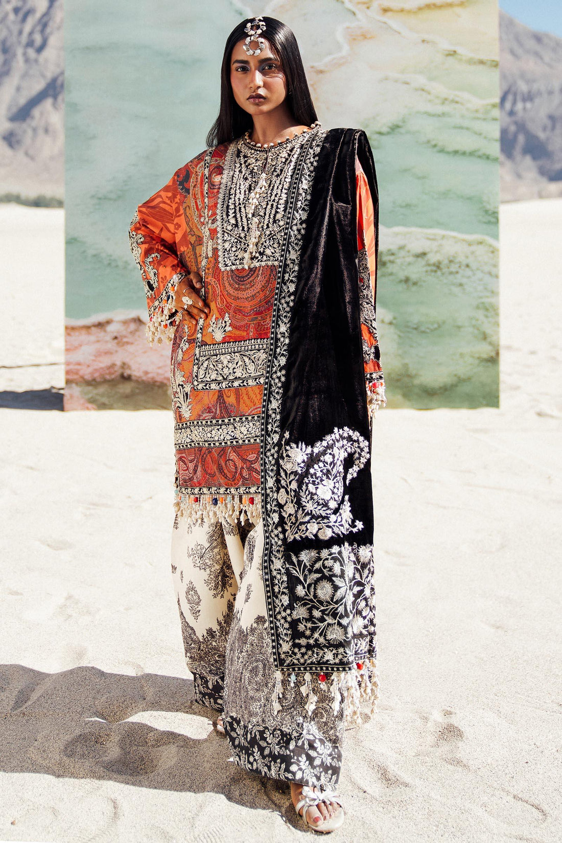 Sana Safinaz | Winter Shawl 24 | V241-007-3CP - Aqsa Fabrics