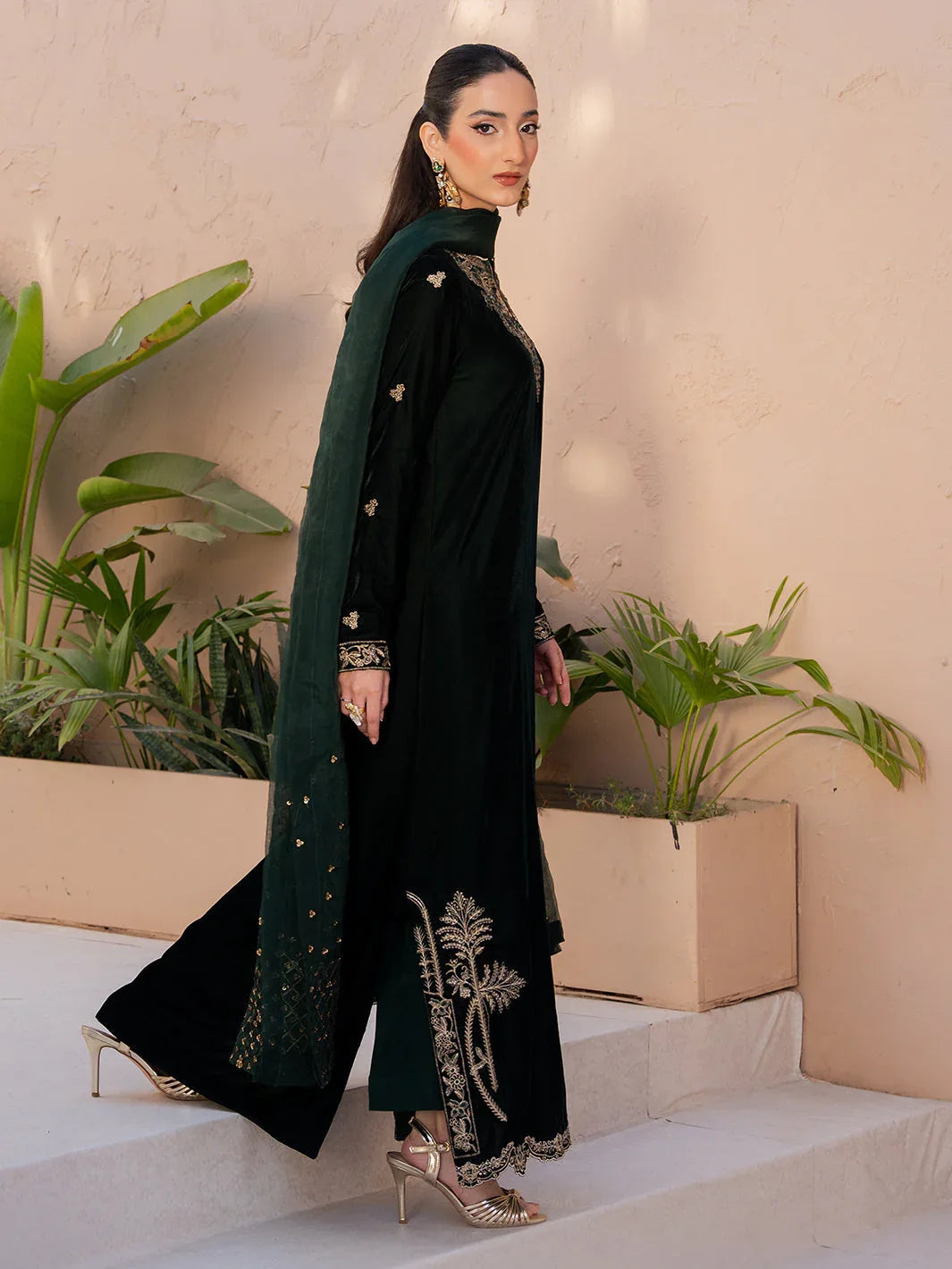 Izel | Le Tresor Formals | Solène - Aqsa Fabrics
