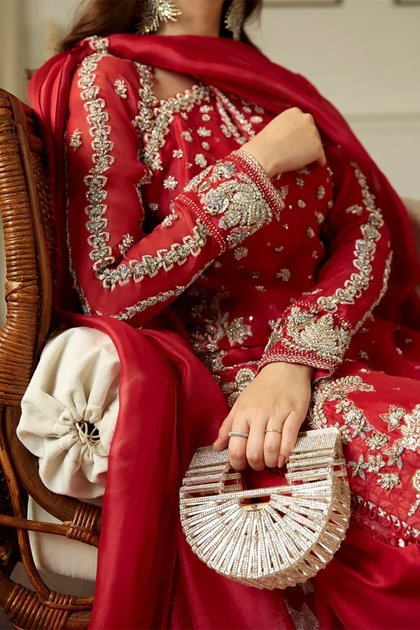 SUFFUSE | LUXURY PRET | NAIRA - Aqsa Fabrics