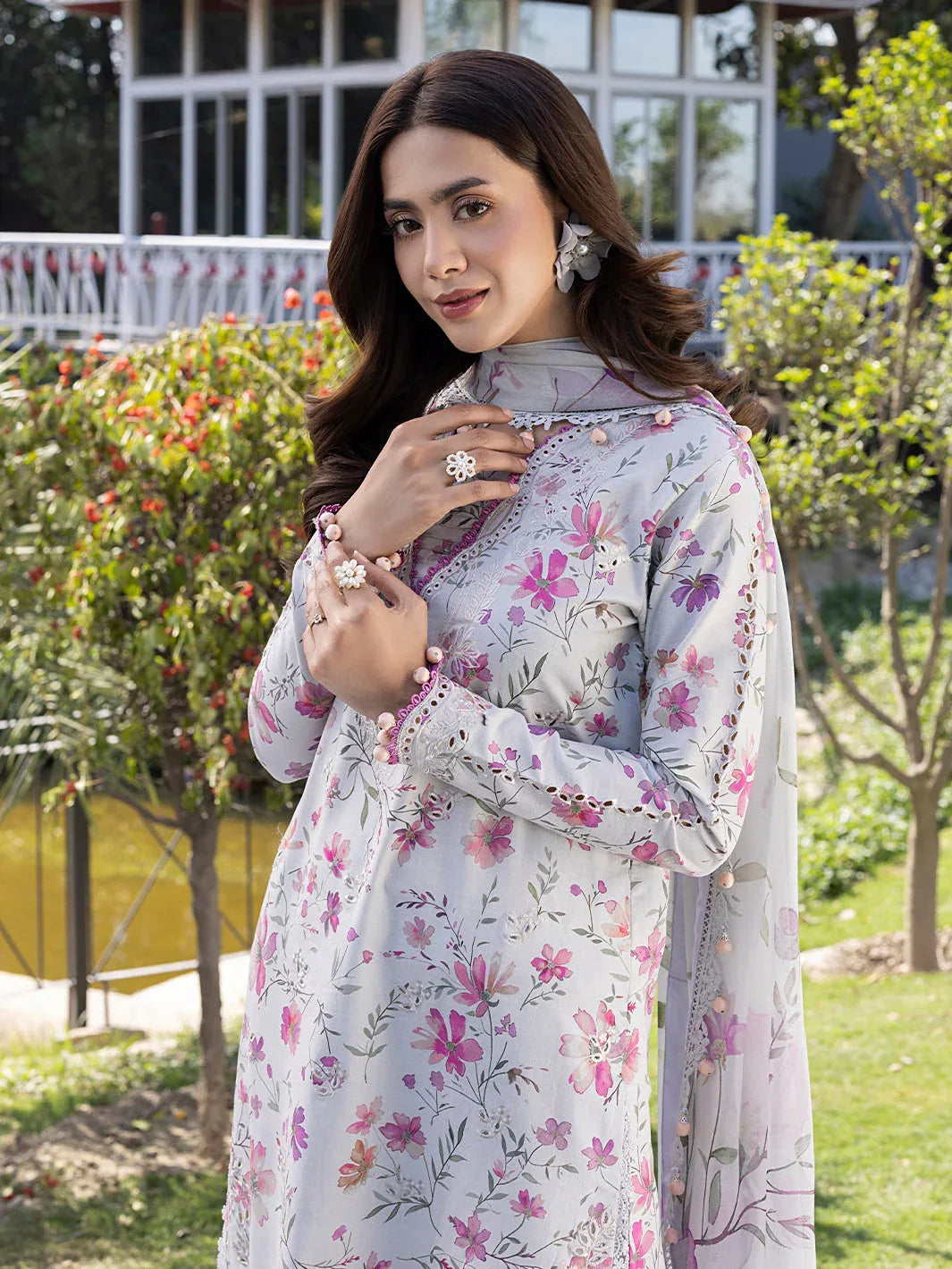 Izel | Oh Spring Lawn 25 | SUNLIT - Aqsa Fabrics