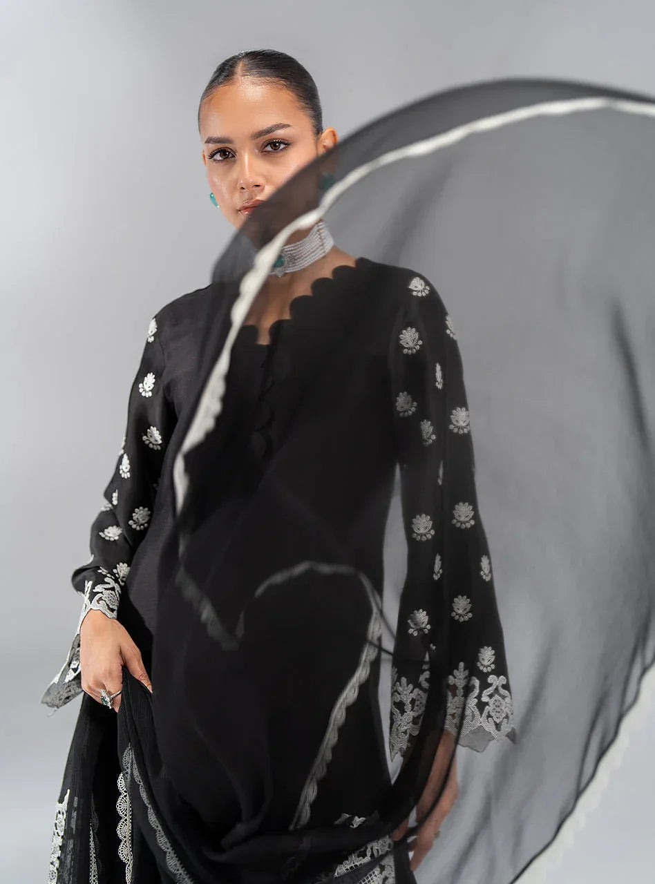 Zainab Chottani | Luxe Pret 25 | Ciar - Aqsa Fabrics