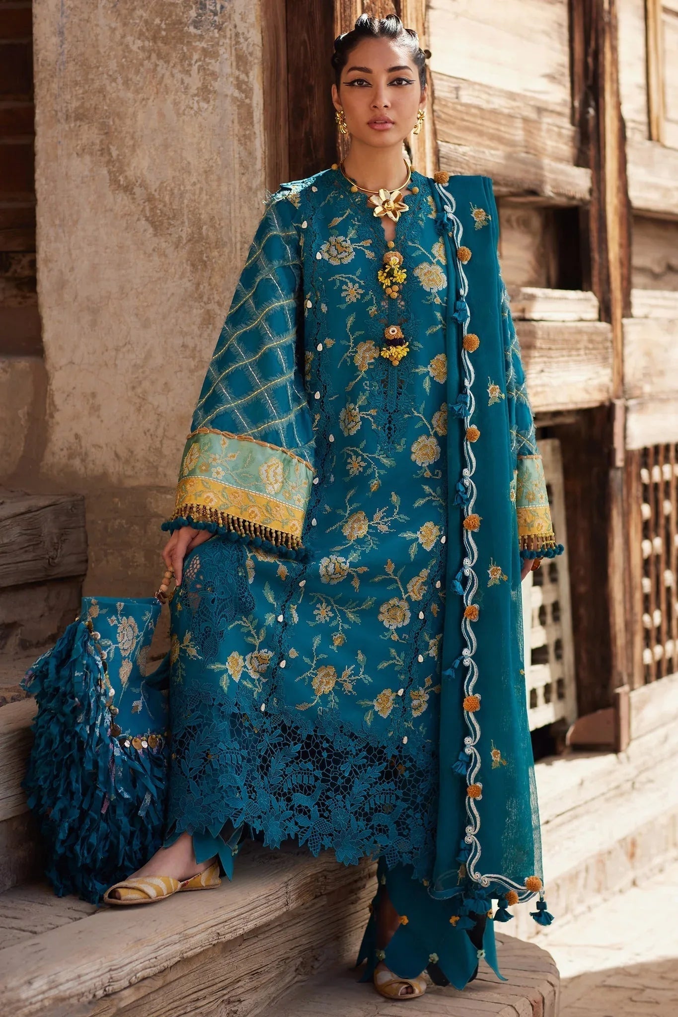 Elan | Luxury Lawn 25 | OPHELIA (EL25-10 A) - Aqsa Fabrics