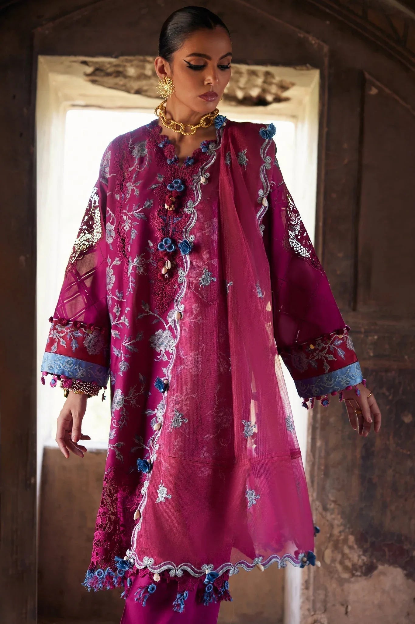 Elan | Luxury Lawn 25 | OPHELIA (EL25-10 B) - Aqsa Fabrics