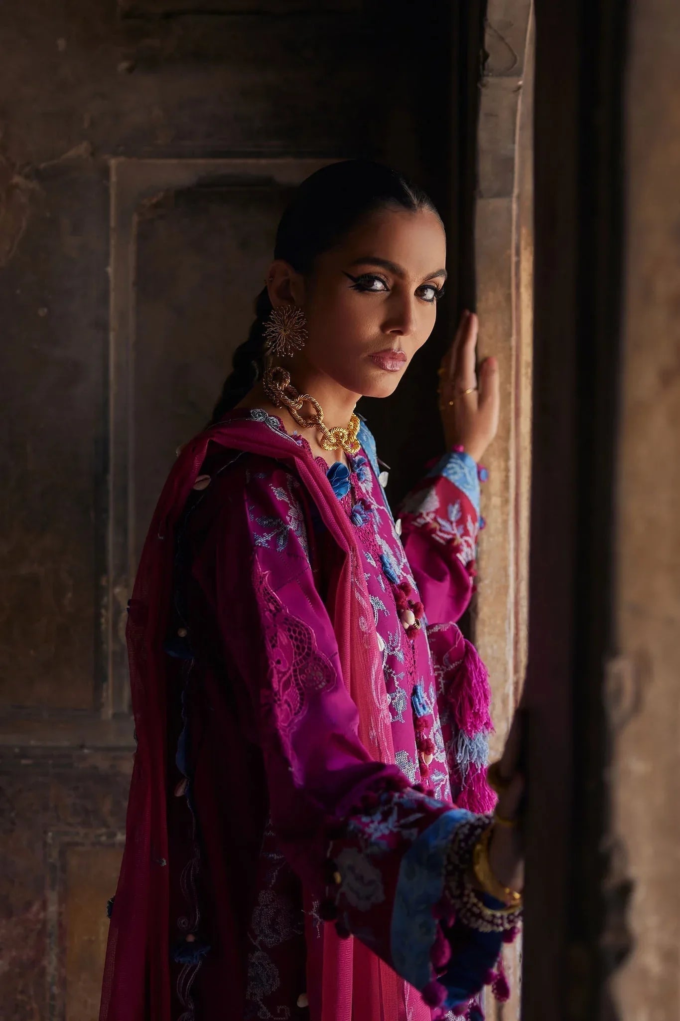 Elan | Luxury Lawn 25 | OPHELIA (EL25-10 B) - Aqsa Fabrics
