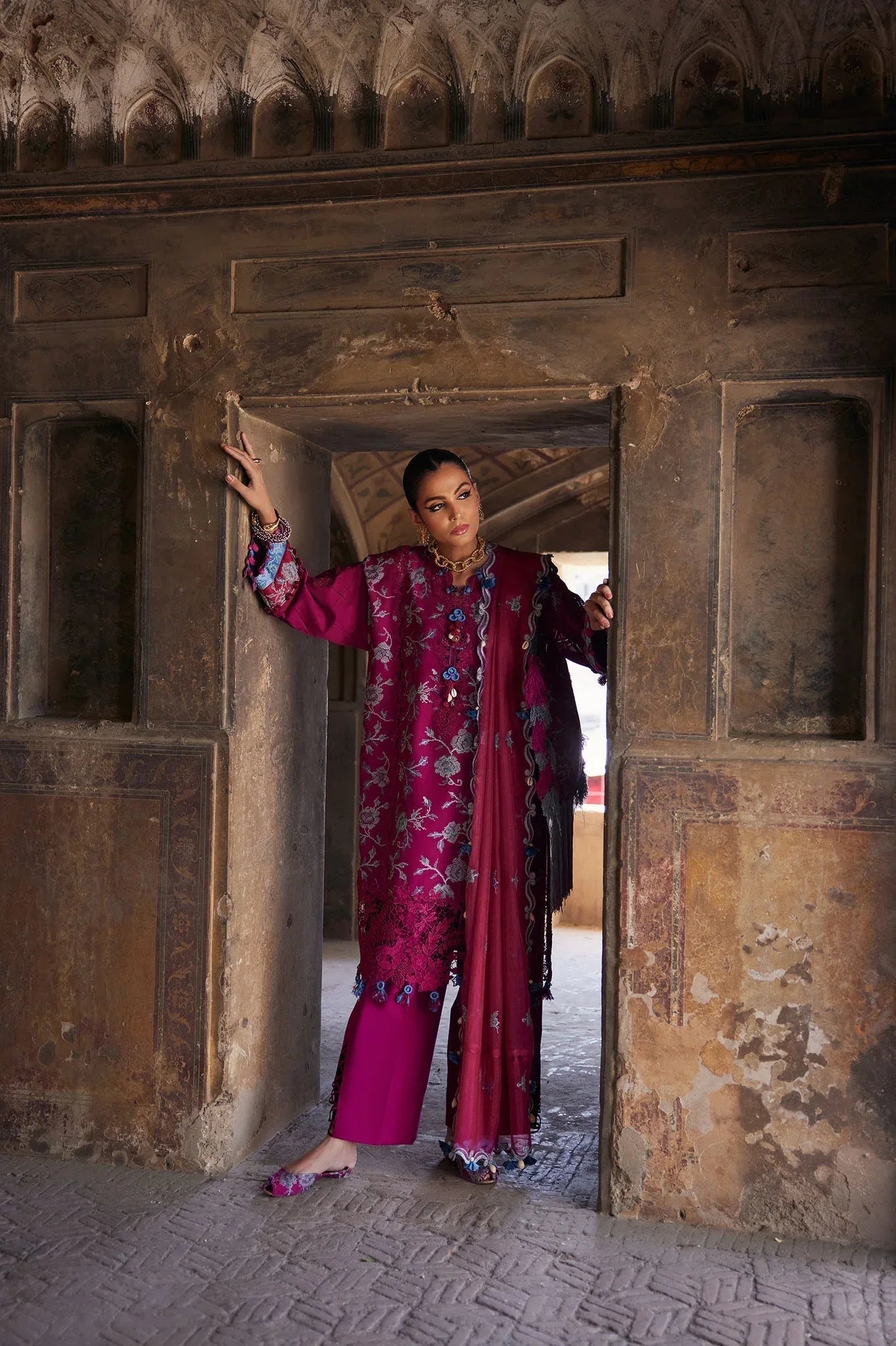 Elan | Luxury Lawn 25 | OPHELIA (EL25-10 B) - Aqsa Fabrics