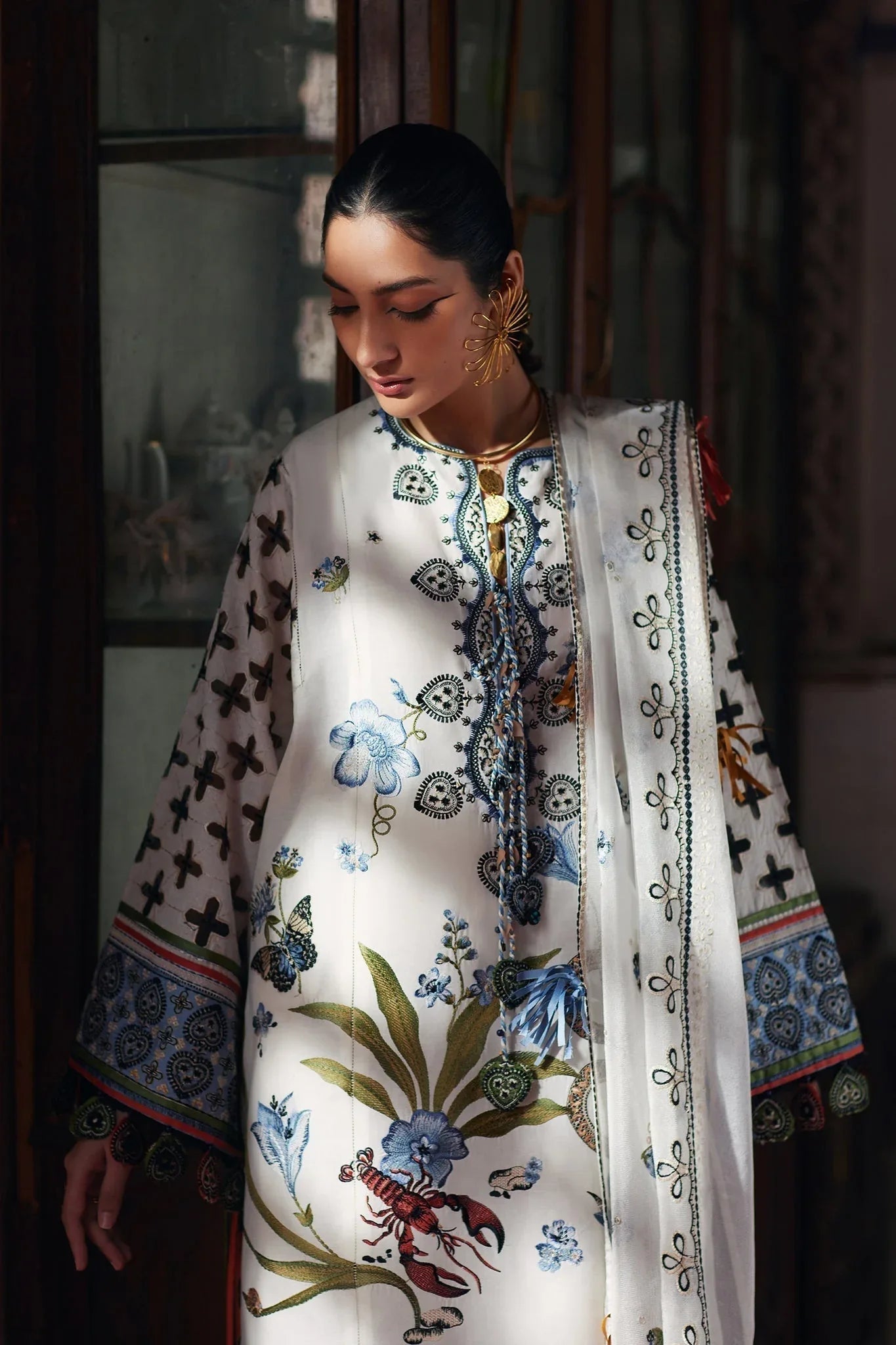 Elan | Luxury Lawn 25 | AZUREH (EL25-04 B) - Aqsa Fabrics