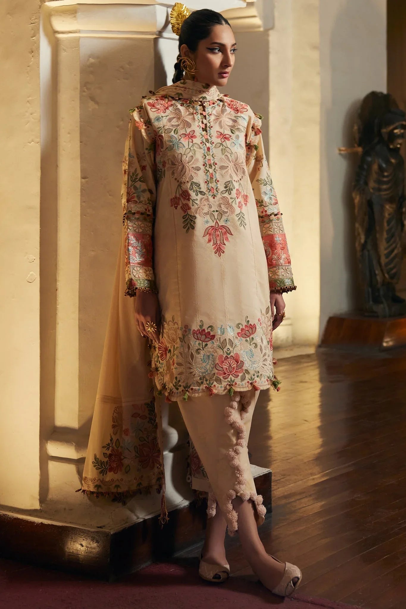 Elan | Luxury Lawn 25 | ZAHARA (EL25-07 B) - Aqsa Fabrics