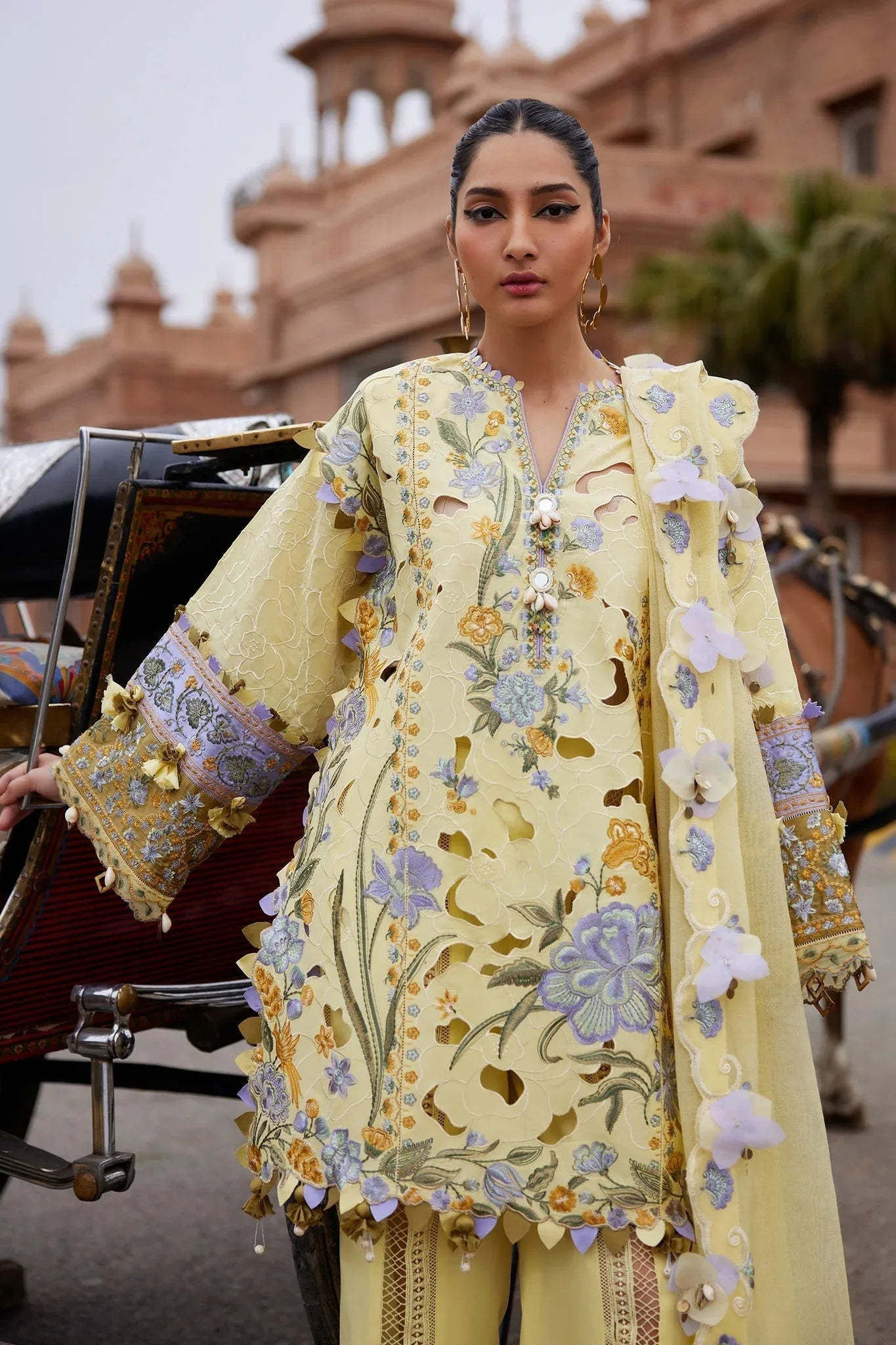 Elan | Luxury Lawn 25 | AMARA (EL25-09 A) - Aqsa Fabrics