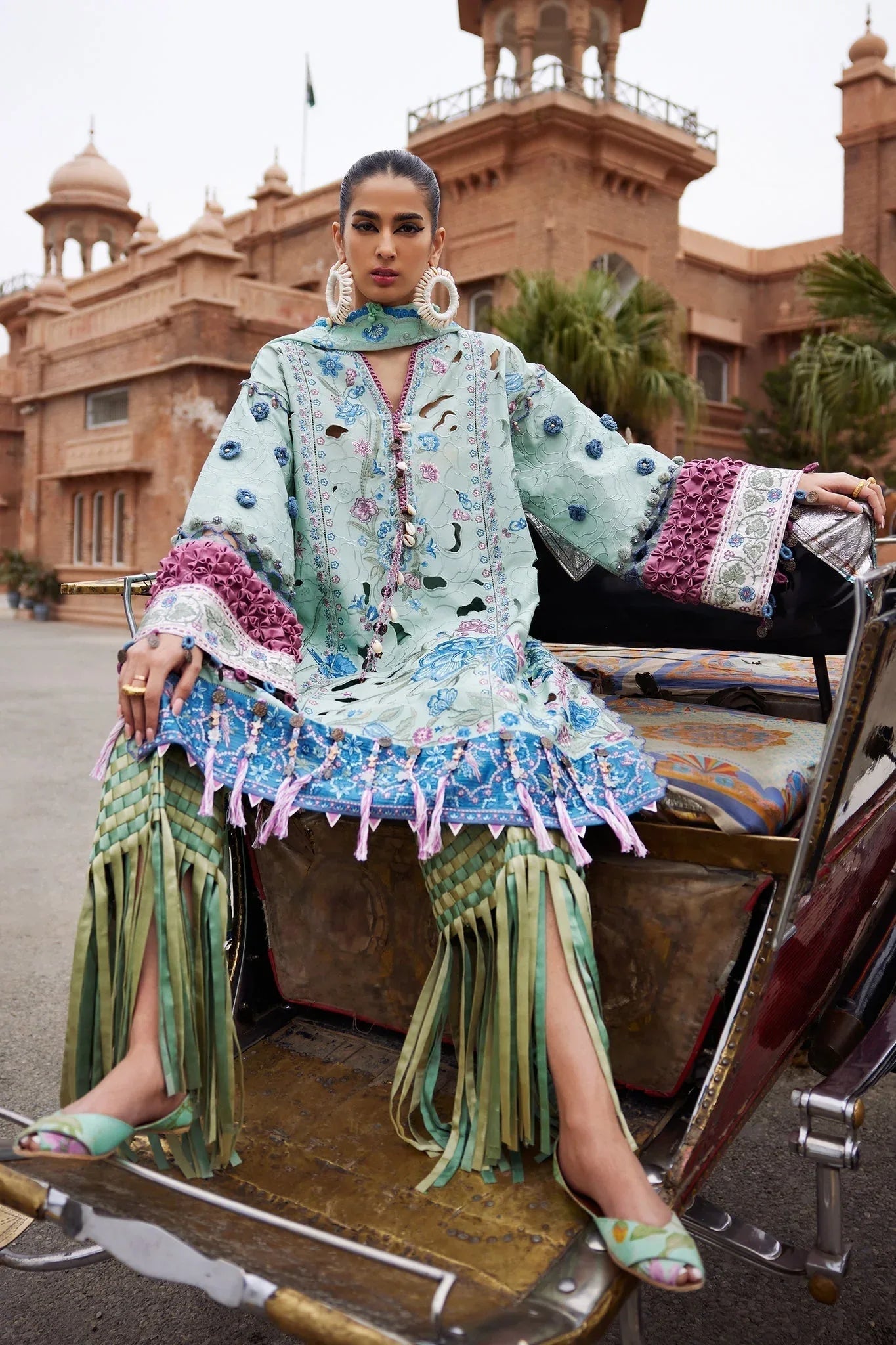 Elan | Luxury Lawn 25 | AMARA (EL25-09 B) - Aqsa Fabrics