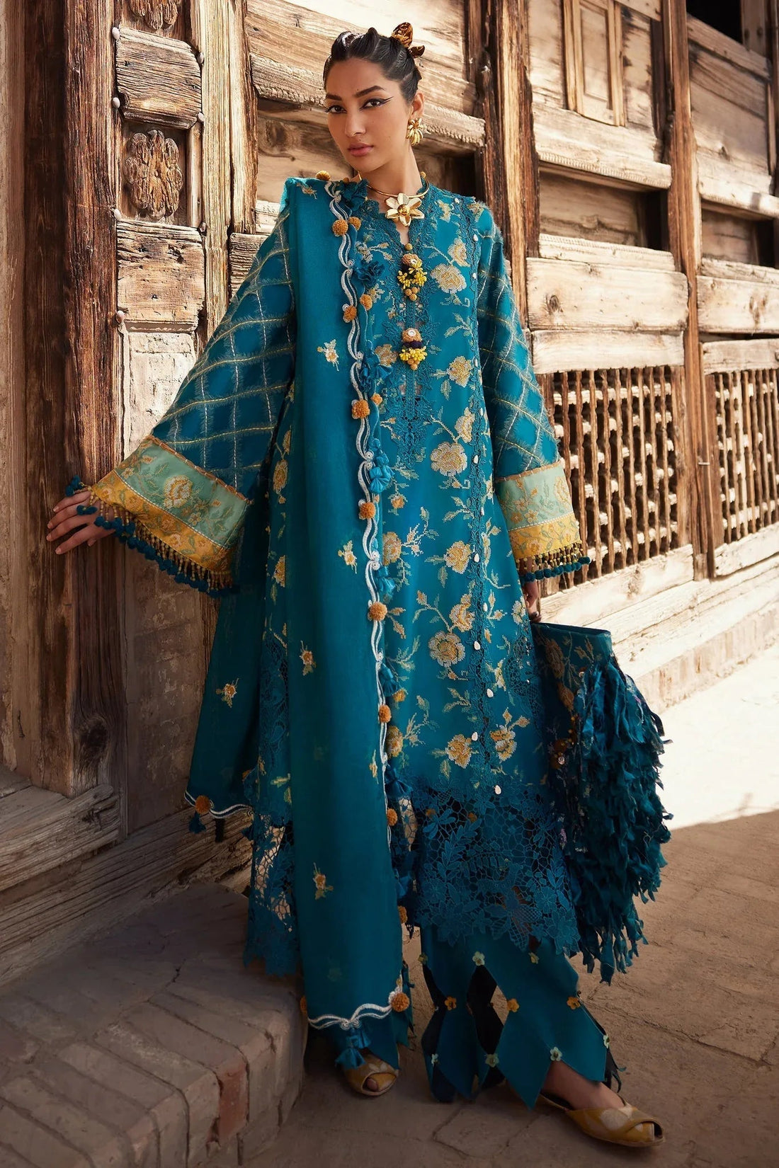 Elan | Luxury Lawn 25 | OPHELIA (EL25-10 A) - Aqsa Fabrics
