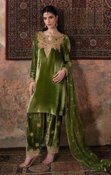 Maya | Viola Luxe Velvet 25 | TALIYA - Aqsa Fabrics