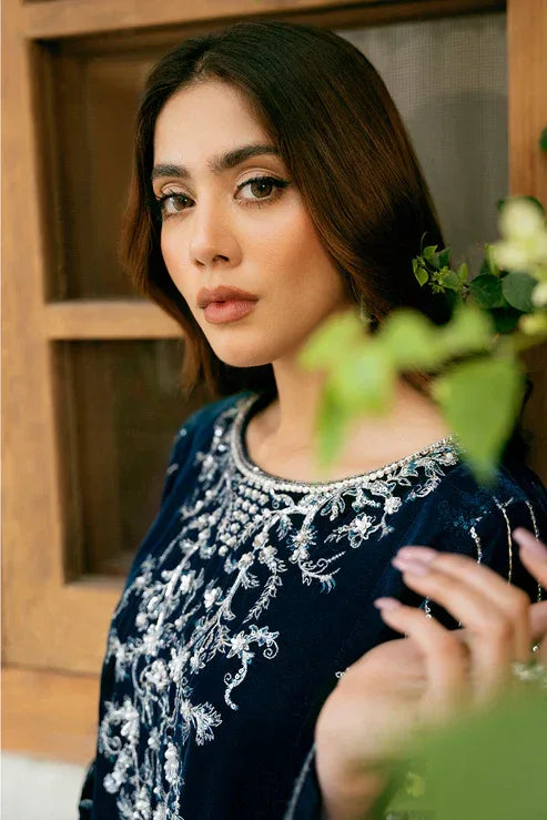 Declare | Velvet Collection 24 |  V1012 - Aqsa Fabrics