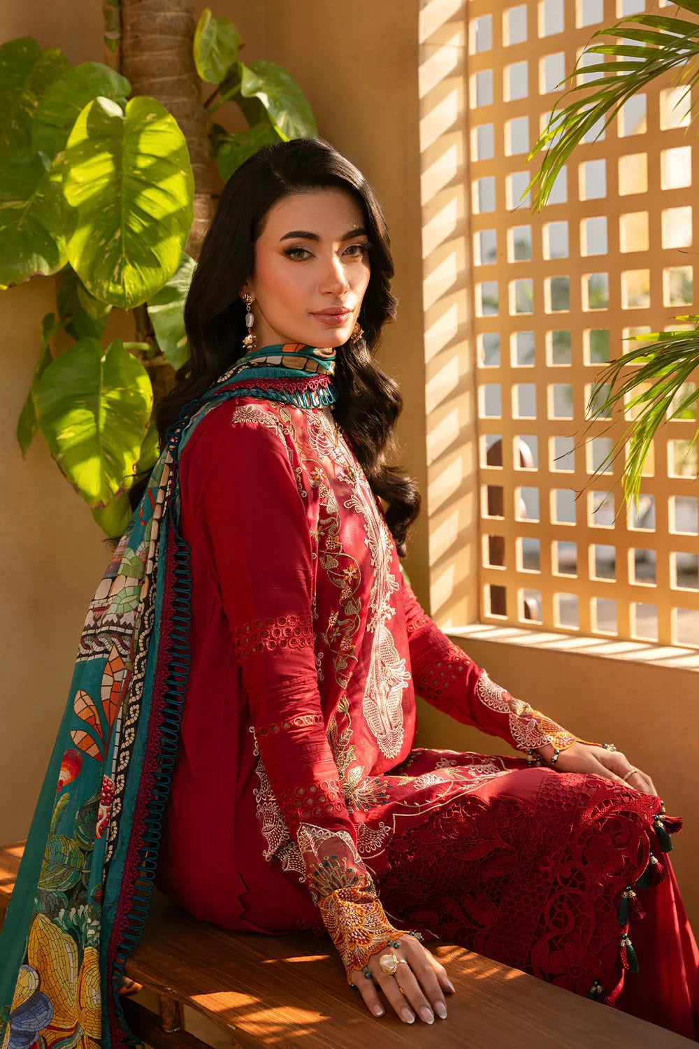Saira Rizwan | Luxury Lawn 25 | MANON-SRL25-02 - Aqsa Fabrics