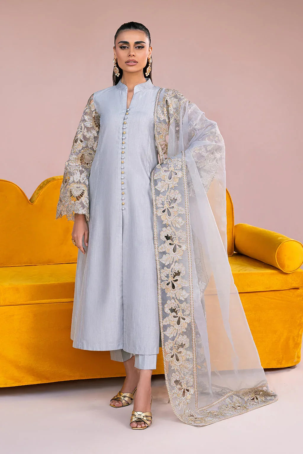 Vanya | Fareesha Formals | FR-01 - Aqsa Fabrics