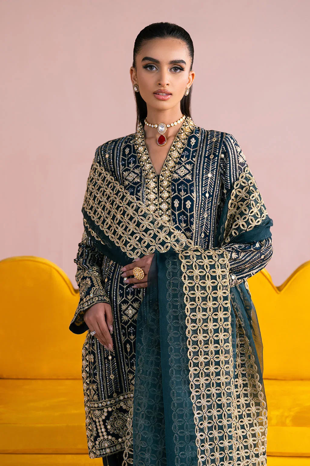 Vanya | Fareesha Formals | FR-04 - Aqsa Fabrics