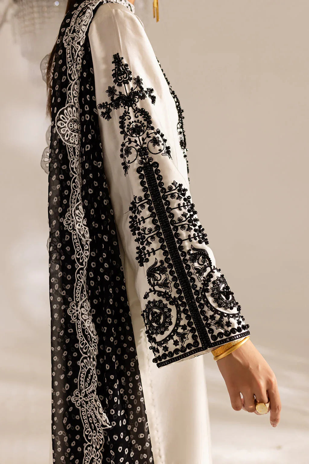Vanya | Gulraz Formals |  FF-52 - Aqsa Fabrics