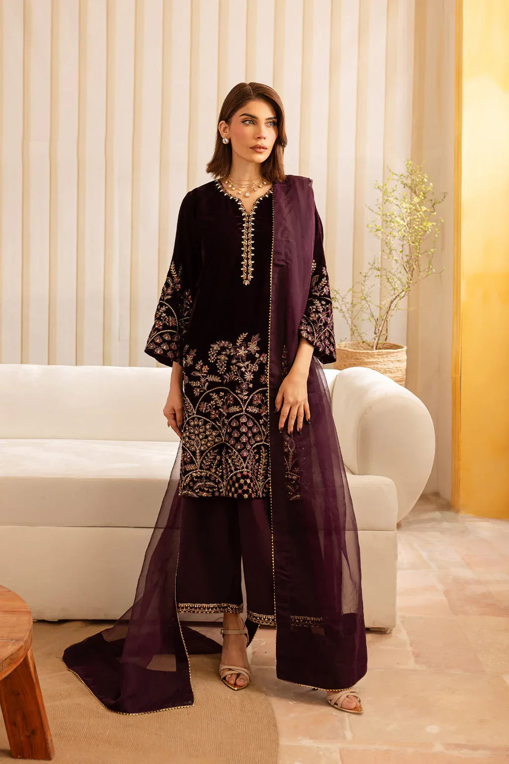 Vanya | Velvet Formals 24 |  KV-52 - Aqsa Fabrics