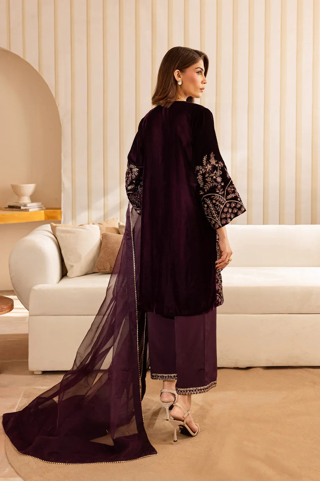 Vanya | Velvet Formals 24 |  KV-52 - Aqsa Fabrics