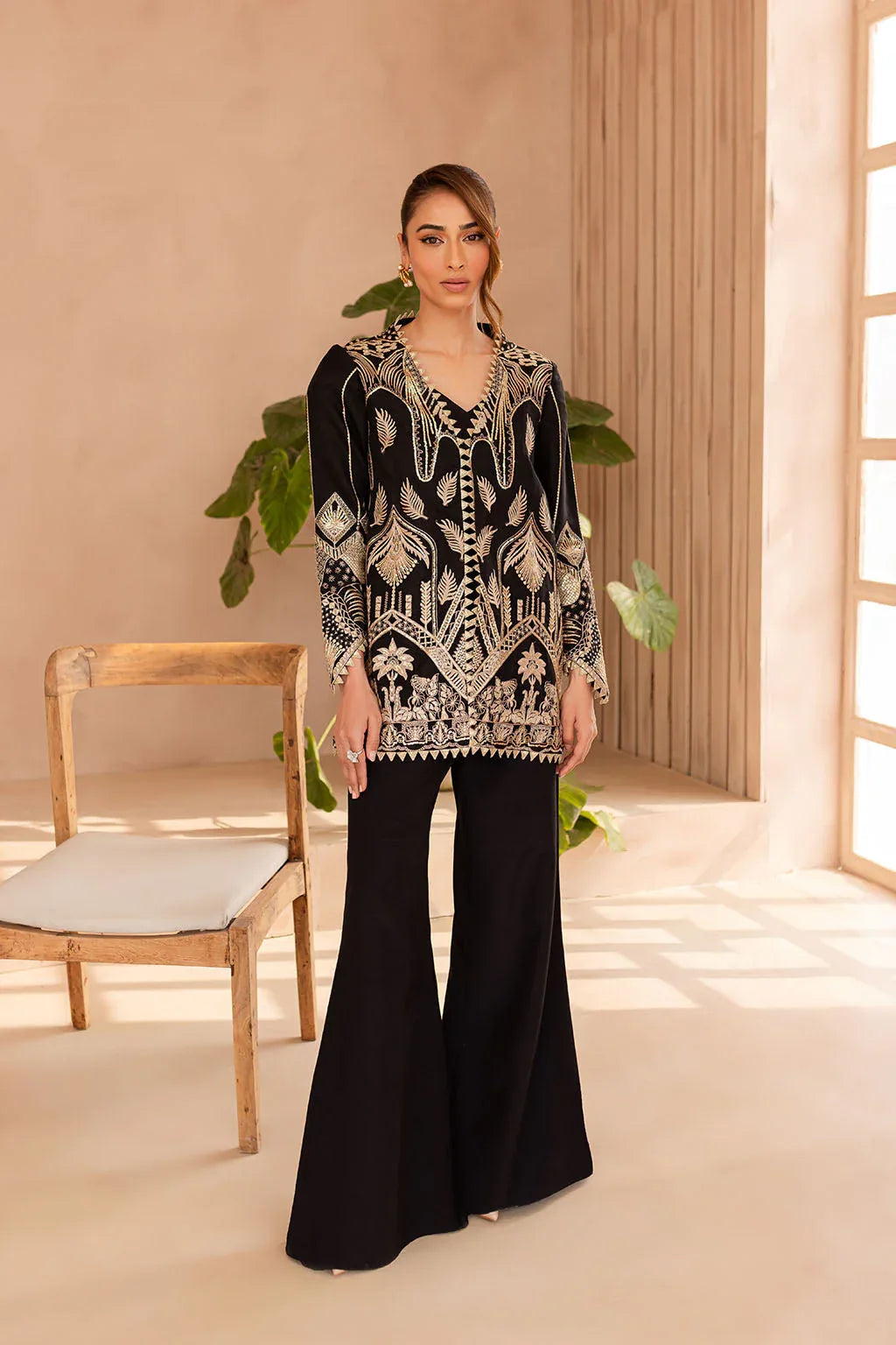 Vanya | Veranda Fromals |  VR-01 - Aqsa Fabrics
