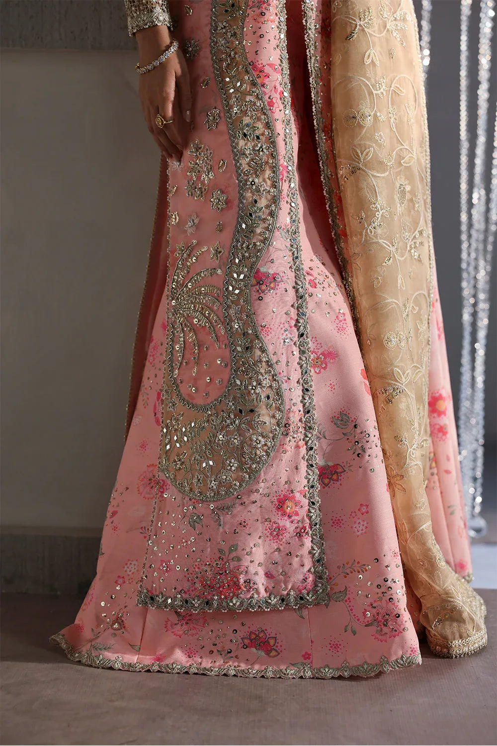 Soraya | Lumene Festive 26 | Velora - Aqsa Fabrics