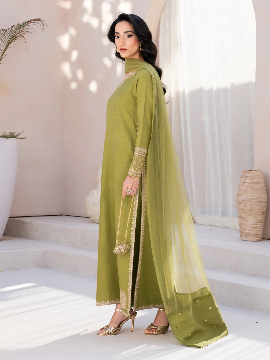 Izel | Le Tresor Formals | Viresta - Aqsa Fabrics