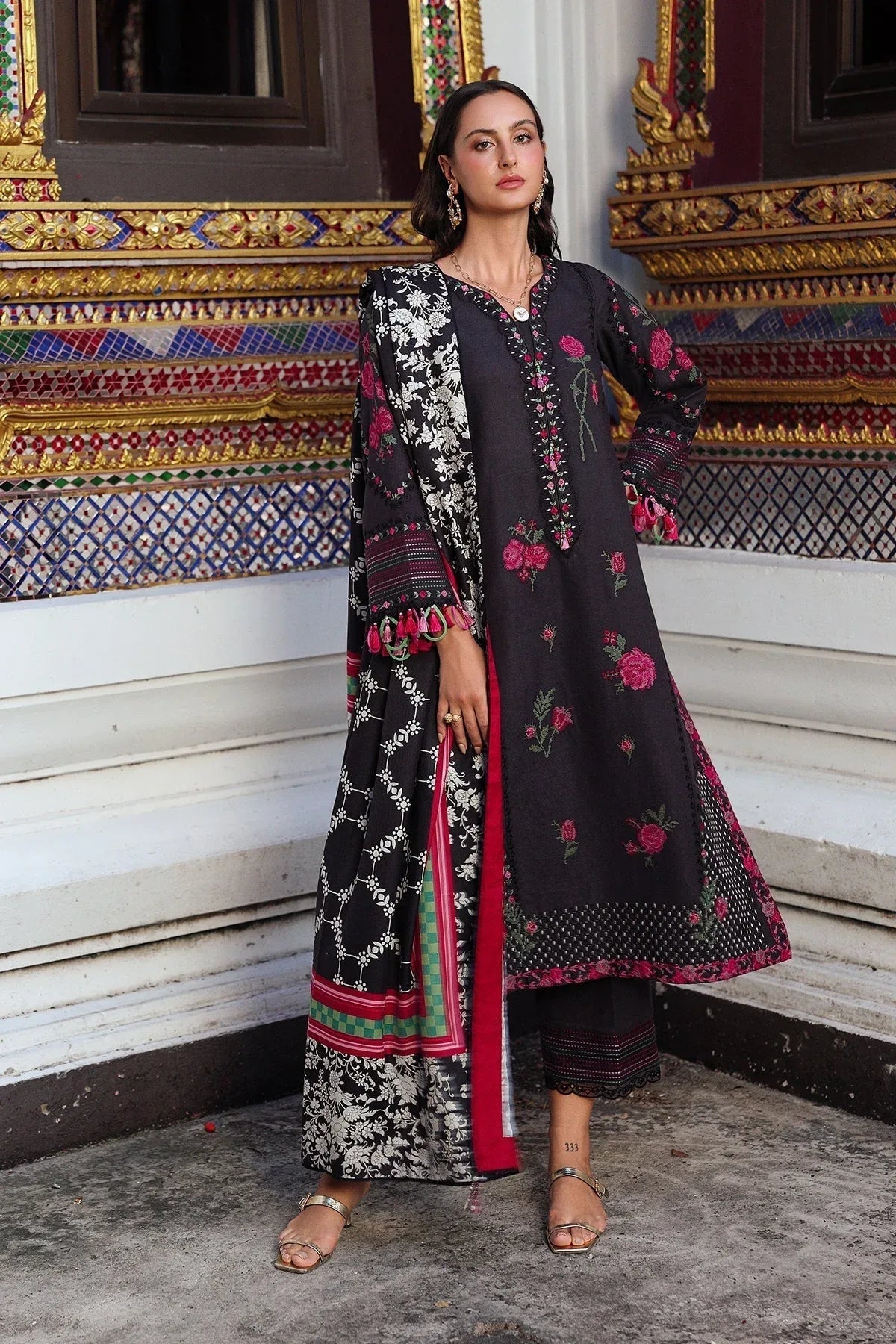 Charizma | Poshima Winters 25 |  3-pc Unstitched Wool Shawl Collection PSW5-05 - Aqsa Fabrics