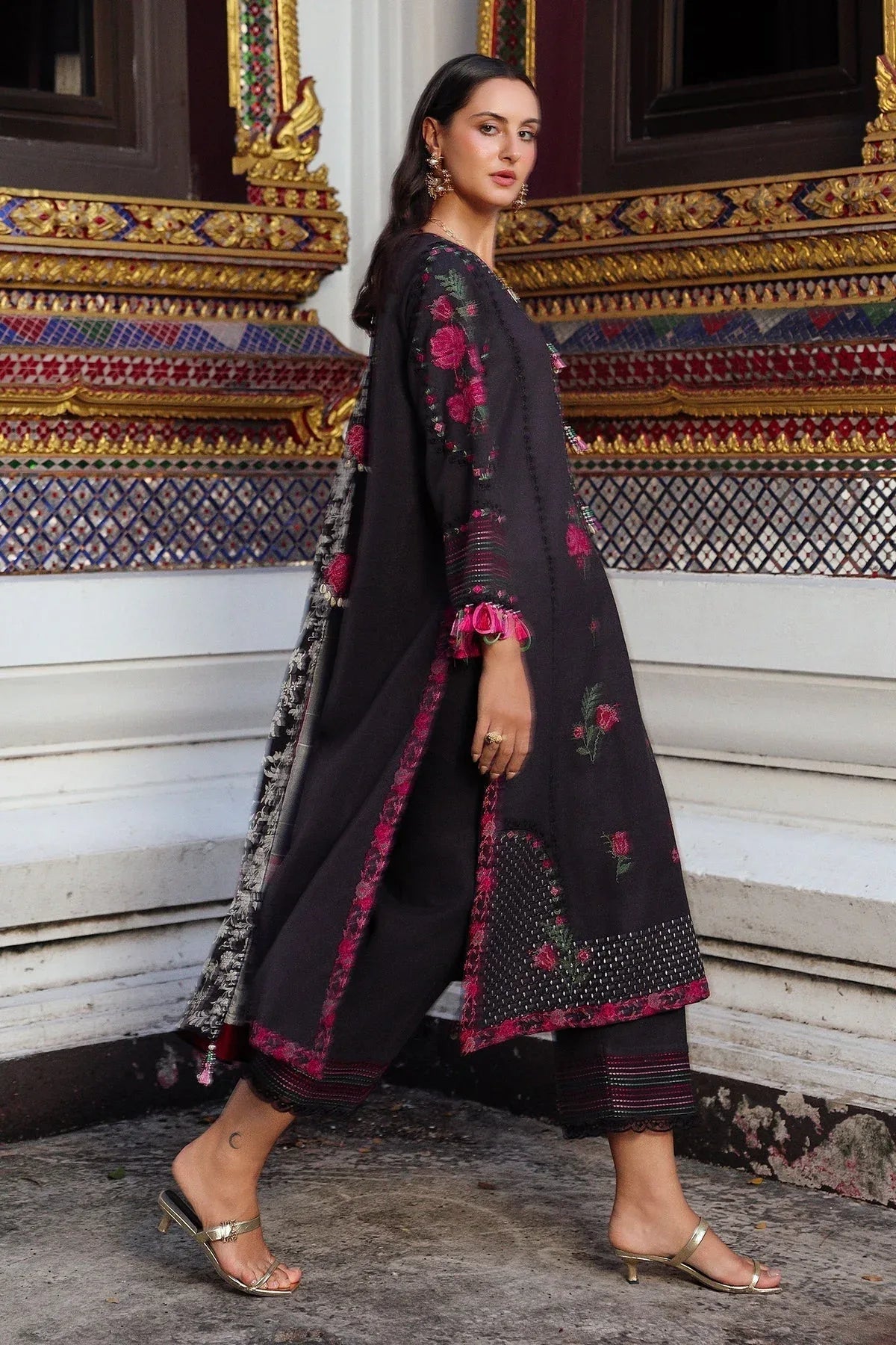 Charizma | Poshima Winters 25 |  3-pc Unstitched Wool Shawl Collection PSW5-05 - Aqsa Fabrics