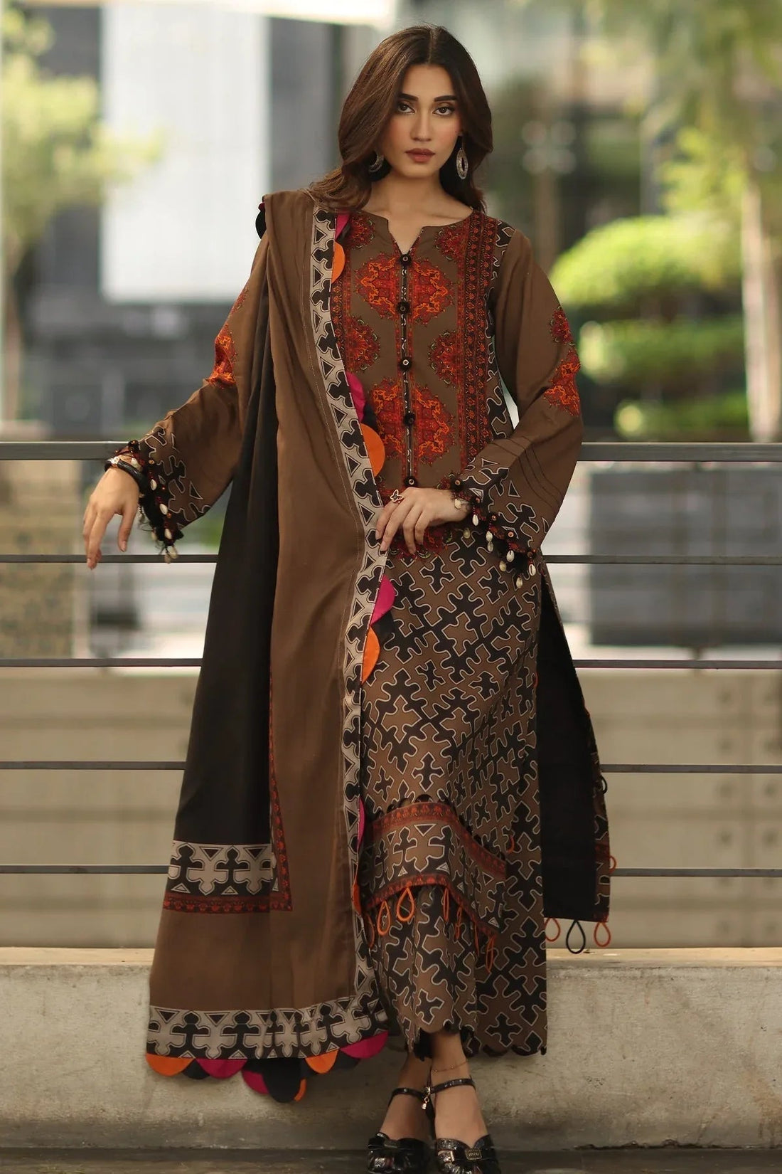 Charizma | C Prints Winter 25 | CPW5-17 - Aqsa Fabrics