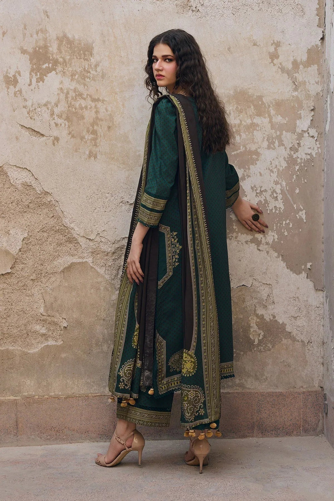 Charizma | C Prints Winter 25 | CPW5-24 - Aqsa Fabrics