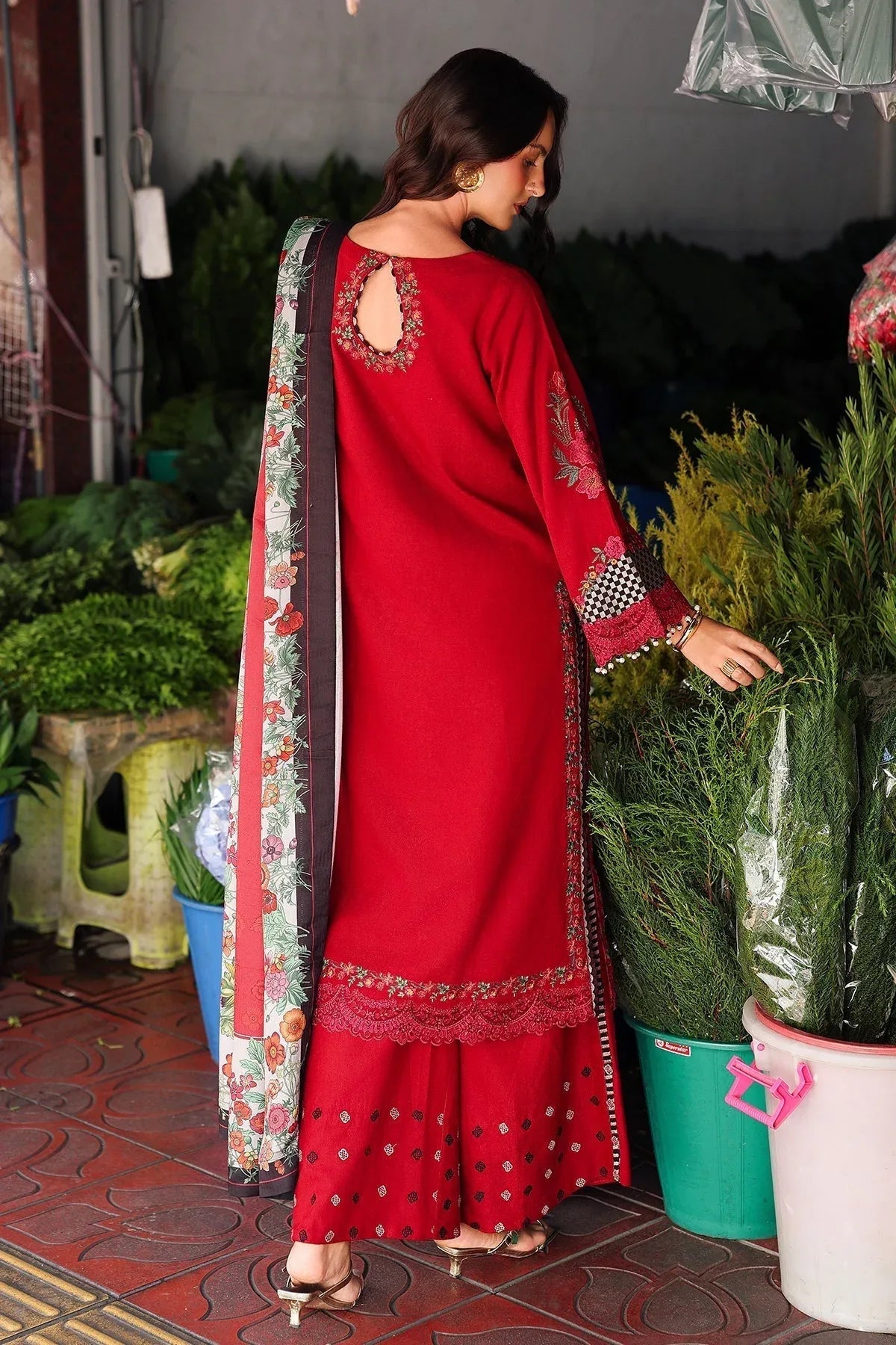 Charizma | Poshima Winters 25 | 3-pc Unstitched Wool Shawl Collection PSW5-08 - Aqsa Fabrics