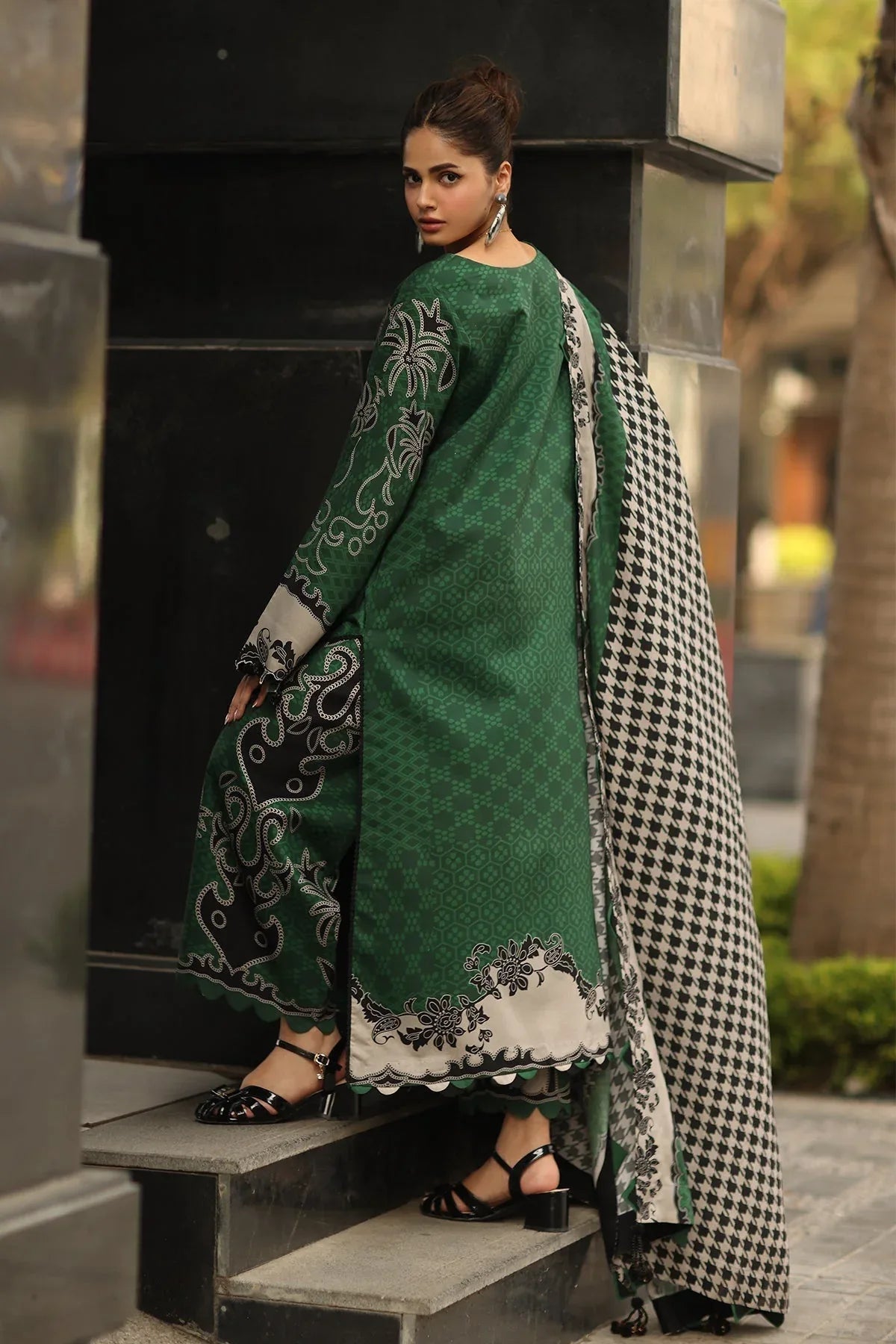 Charizma | C Prints Winter 25 | CPW5-14 - Aqsa Fabrics