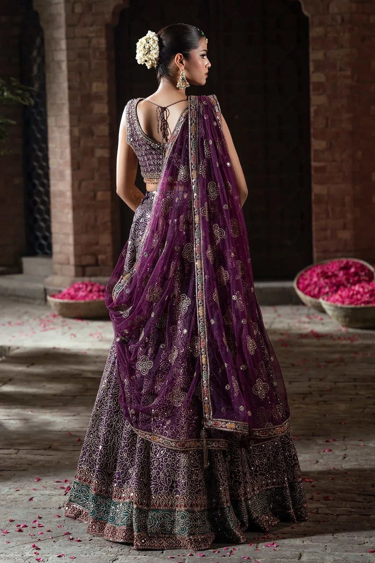 Mina Kashif | Virsa Wedding Formals | Zaree - Aqsa Fabrics