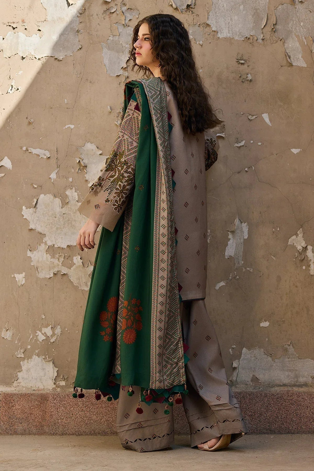 Charizma | C Prints Winter 25 | CPW5-19 - Aqsa Fabrics