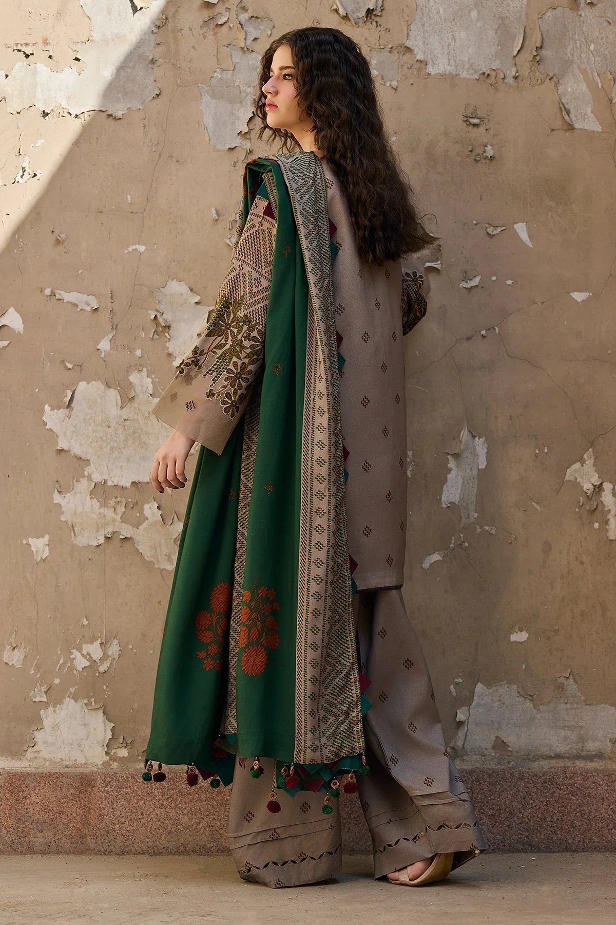 Charizma | C Prints Winter 25 | CPW5-19 - Aqsa Fabrics