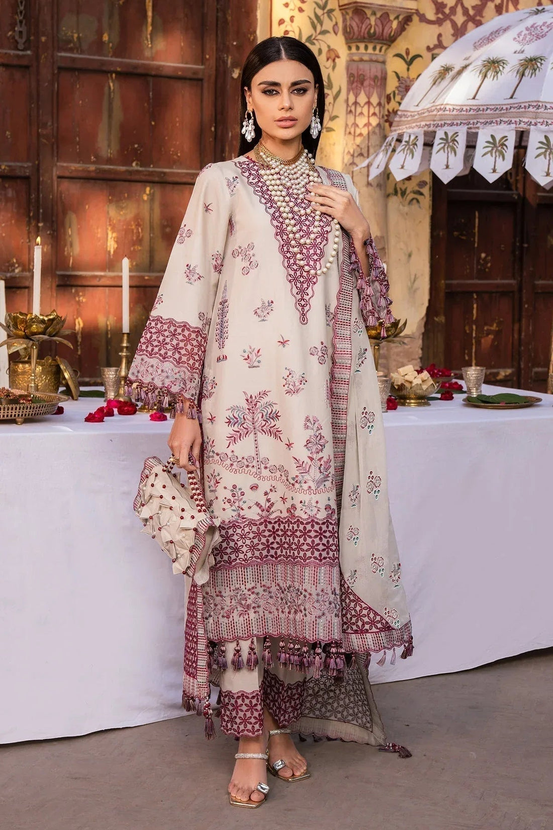 Alizeh | Rawayat Luxury Lawn 24 | Hayat - Aqsa Fabrics