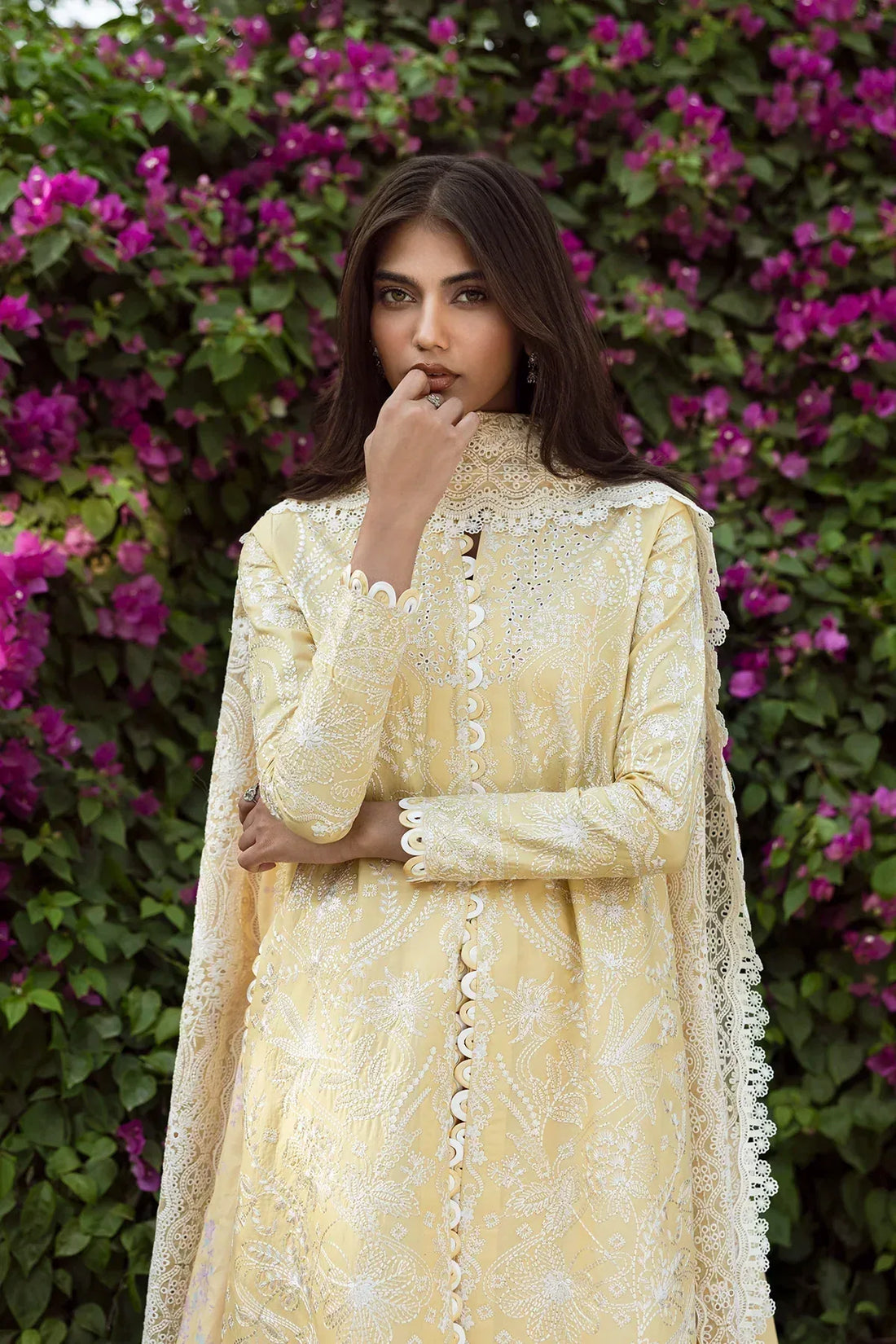 Afrozeh | Mulaqaat Lawn | Taqdeer - Aqsa Fabrics