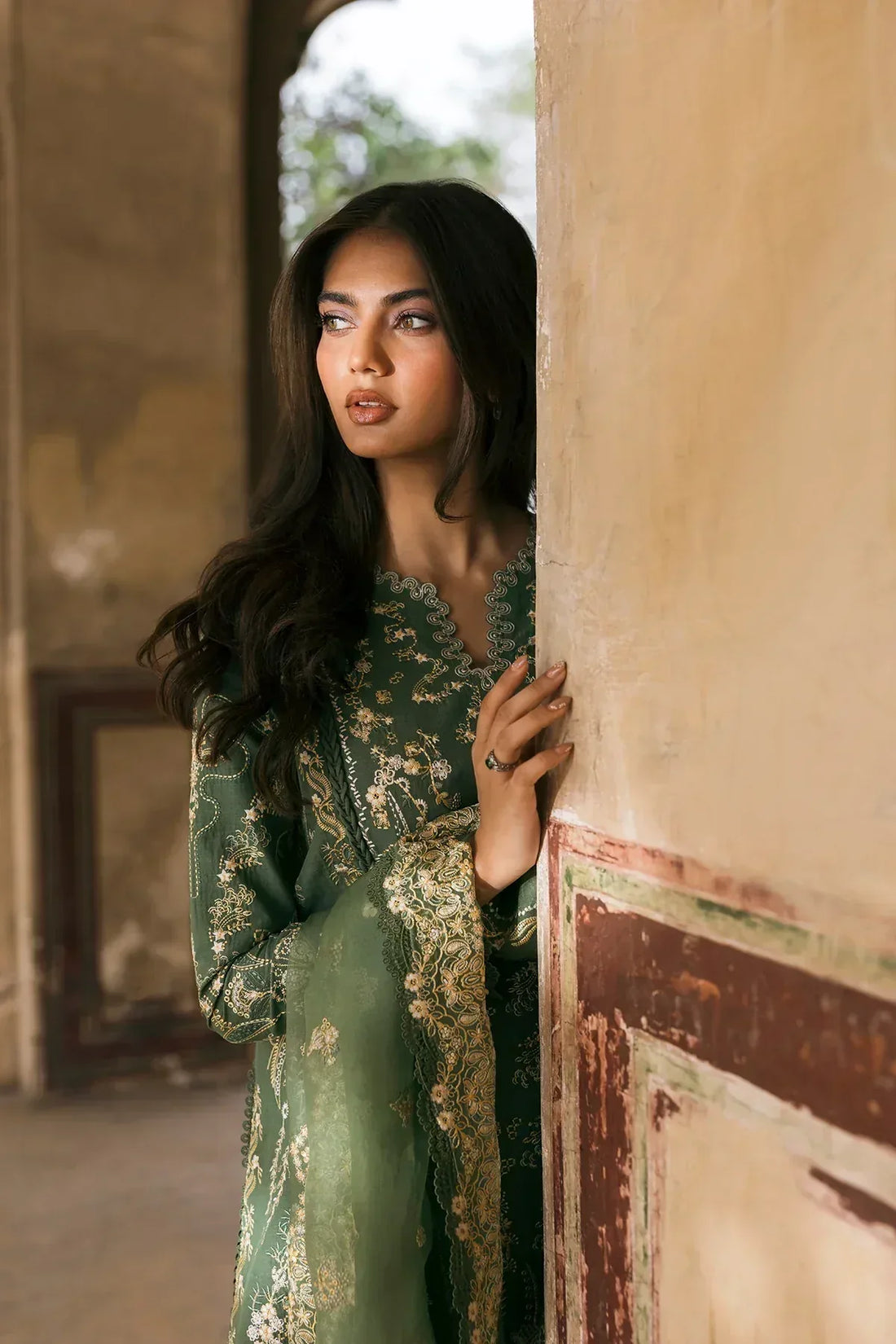 Afrozeh | Mulaqaat Lawn | Waadha - Aqsa Fabrics