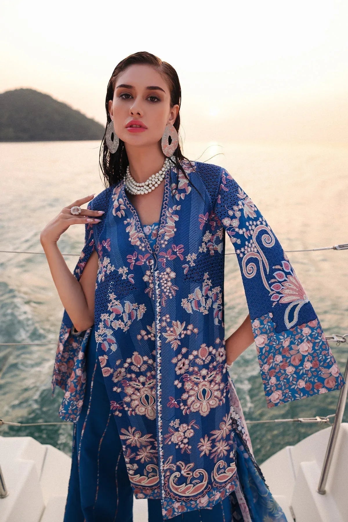 Afrozeh | Lawn 25 | Eclipse - Aqsa Fabrics