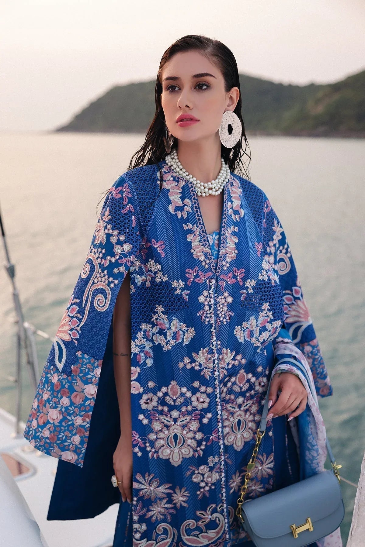 Afrozeh | Lawn 25 | Eclipse - Aqsa Fabrics