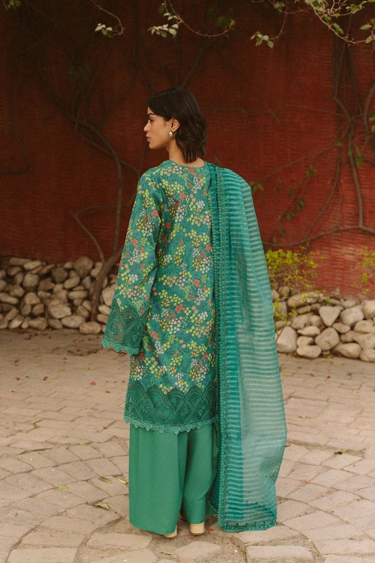 Ayzel | The Bare Minimum | Sanya - Aqsa Fabrics