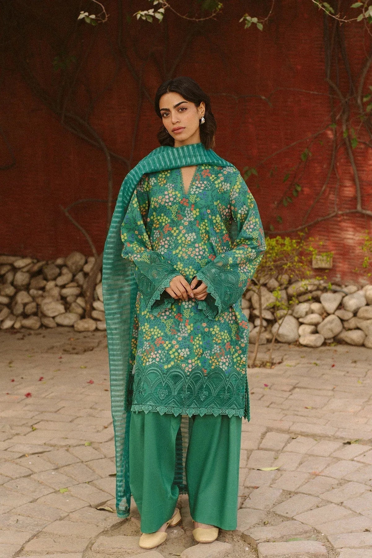 Ayzel | The Bare Minimum | Sanya - Aqsa Fabrics